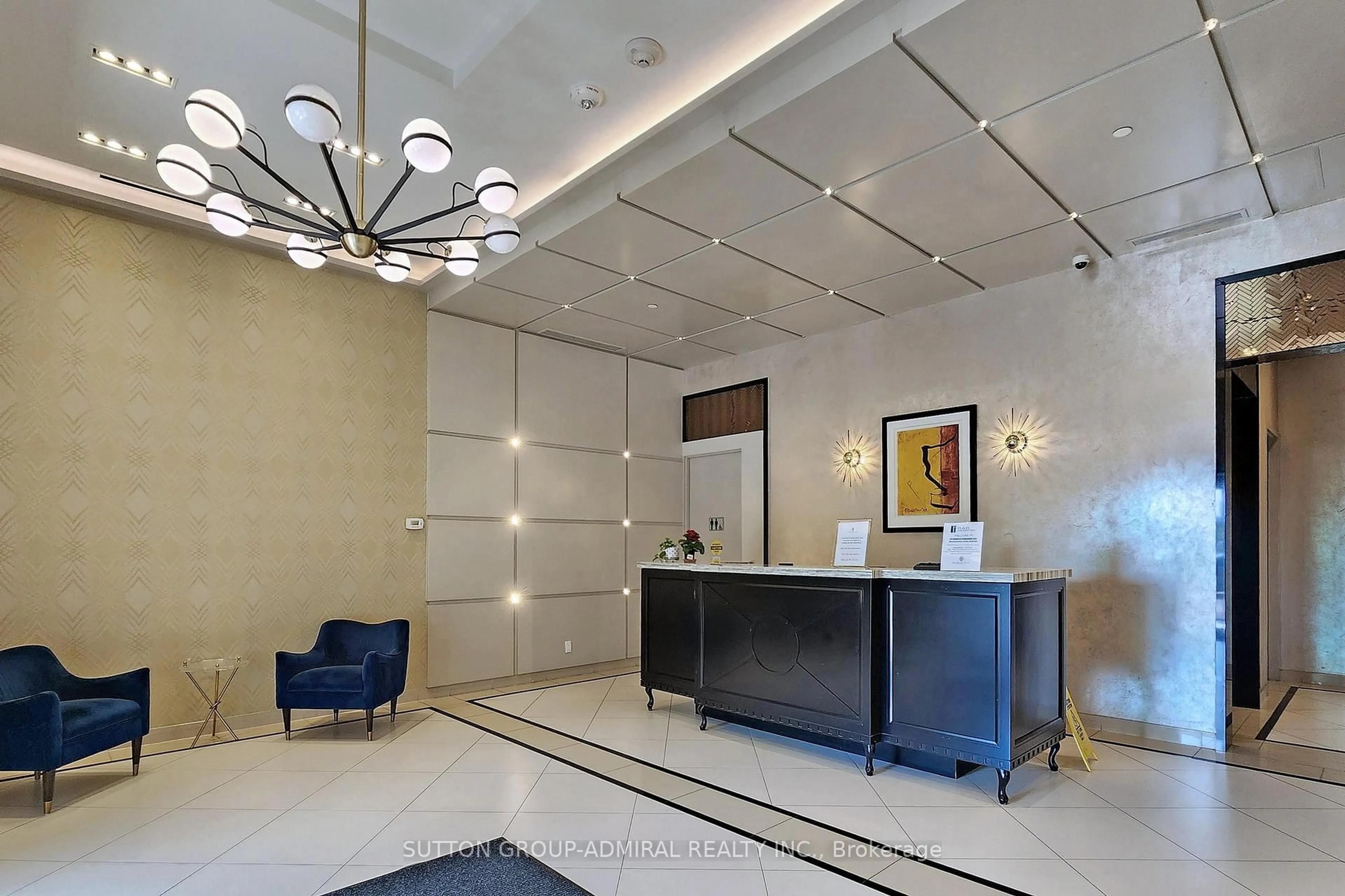 Lobby for 1486 Bathurst St #907, Toronto Ontario M5P 3G9