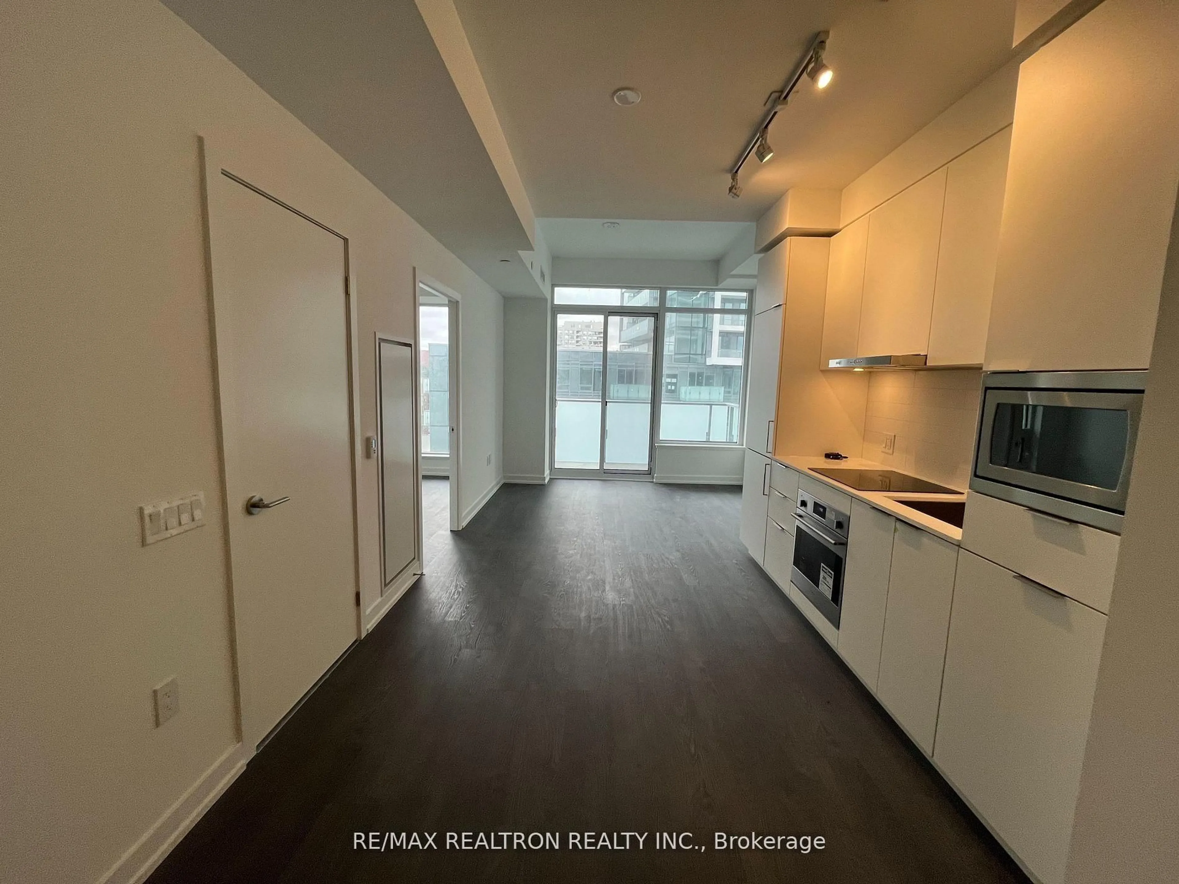 Unknown for 7 Golden Lion Hts #N1105, Toronto Ontario M2M 0C3