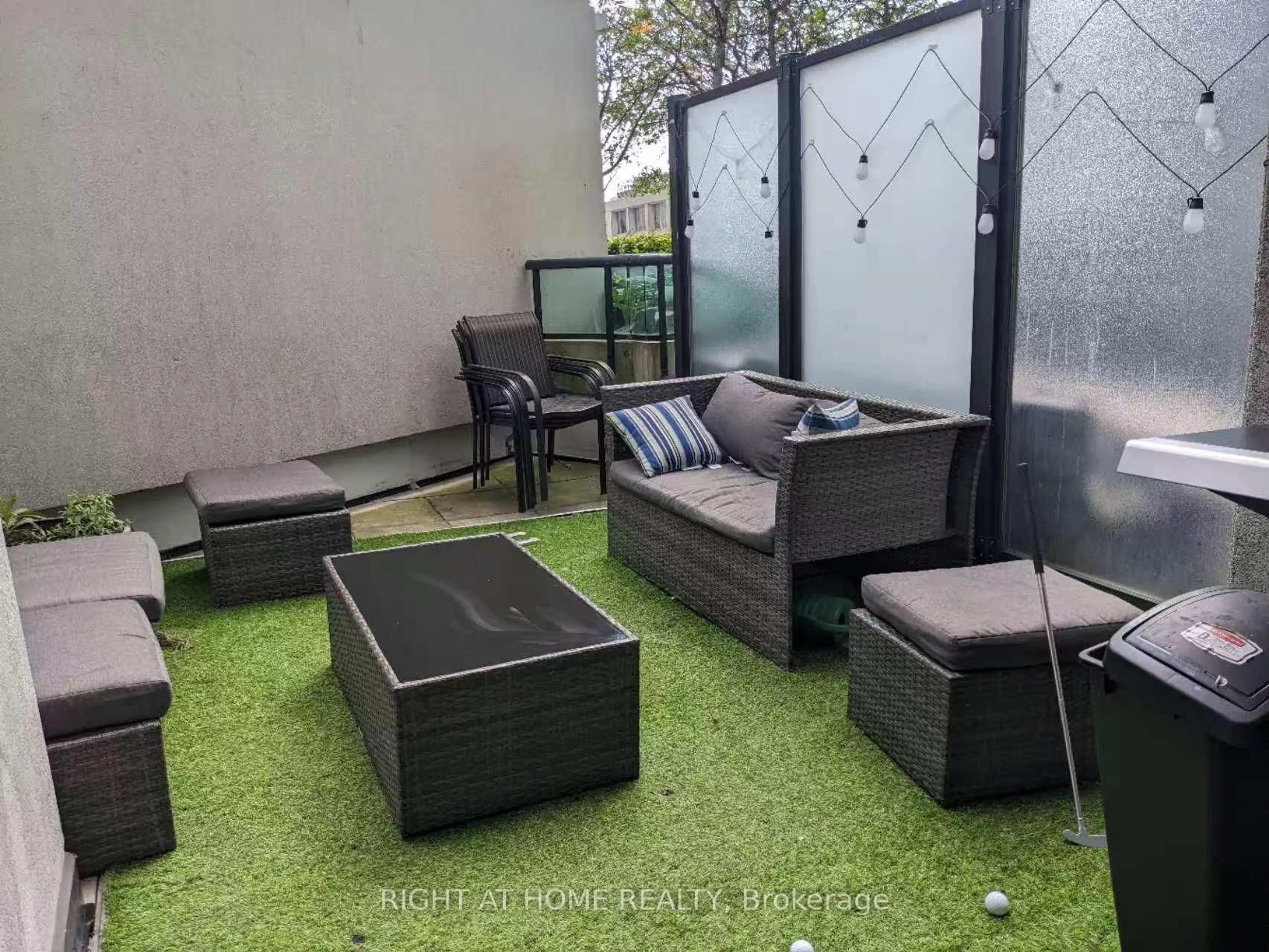 Patio, unknown for 12 Yonge St #503, Toronto Ontario M5E 1Z9