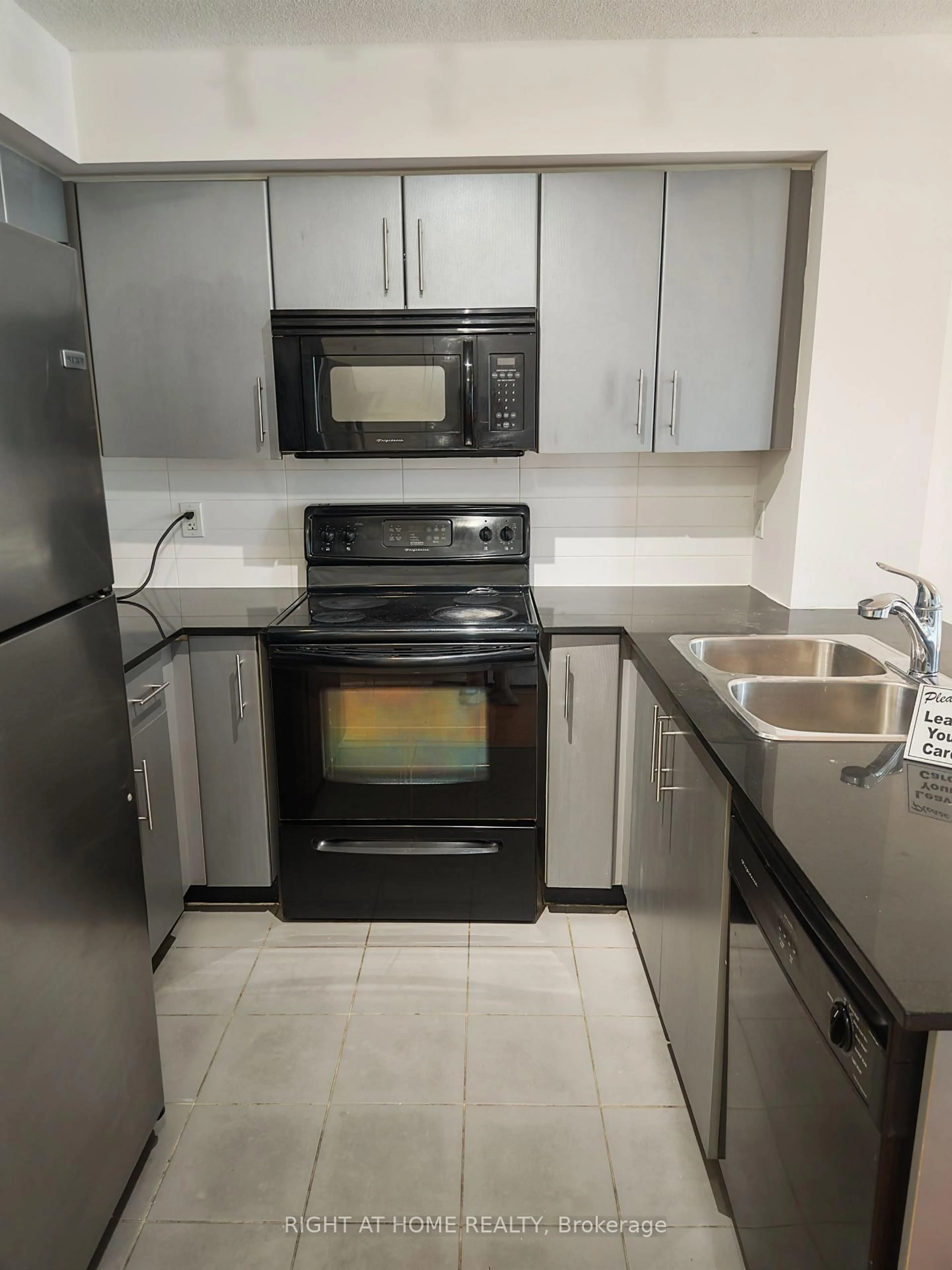 Standard kitchen, unknown for 12 Yonge St #503, Toronto Ontario M5E 1Z9