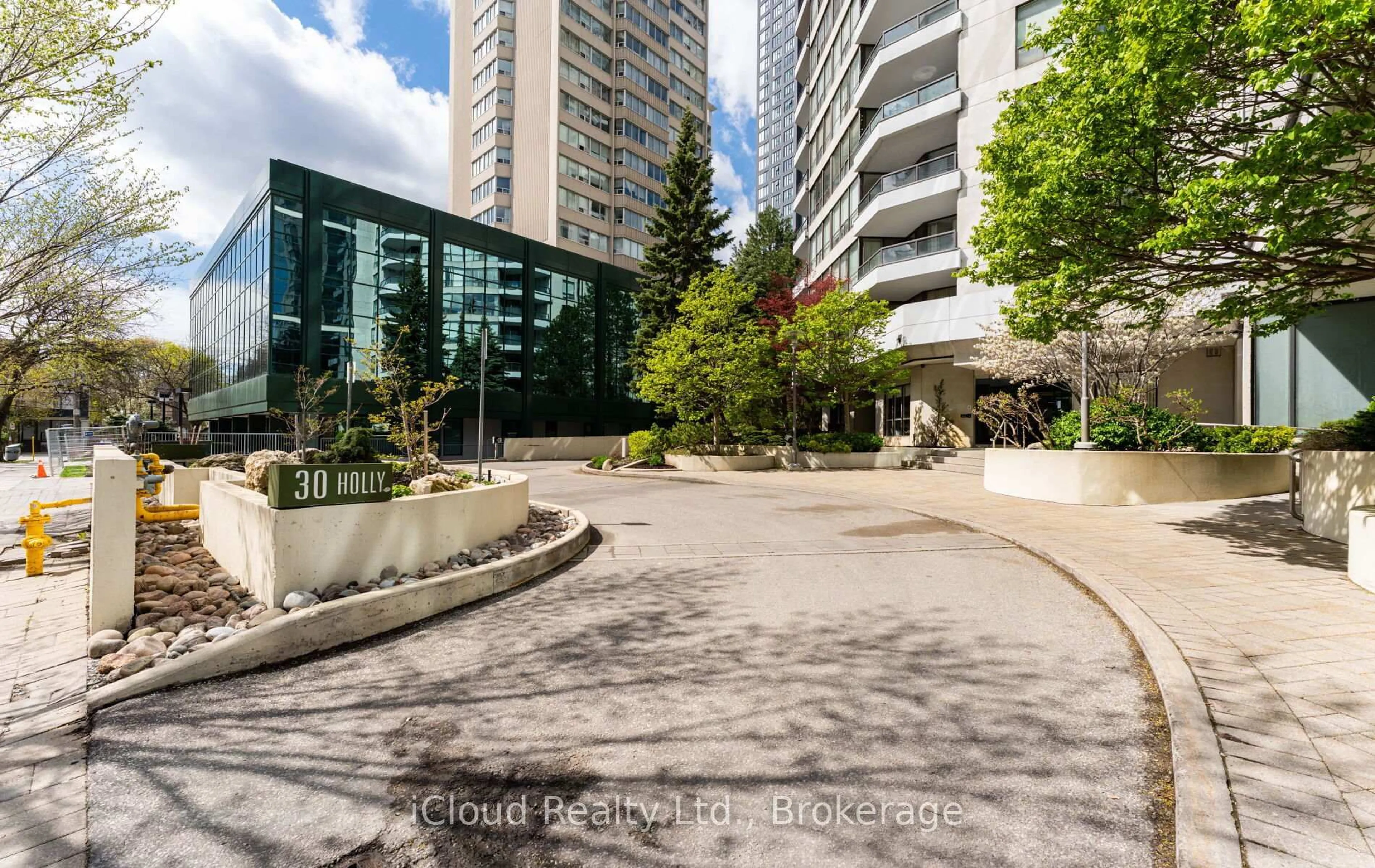 Unknown for 30 Holly St #901, Toronto Ontario M4S 3C2