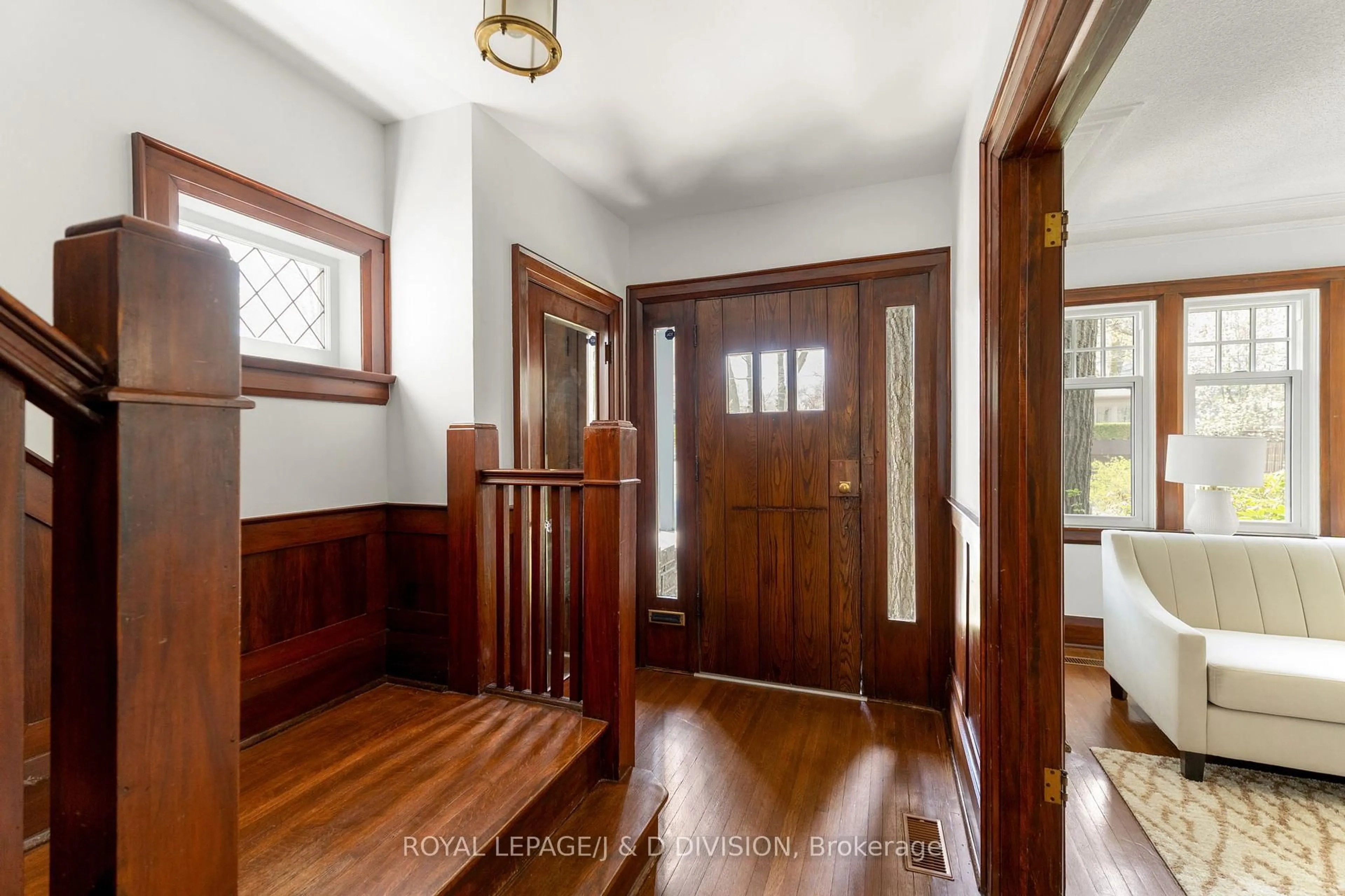 Indoor entryway for 183 Hudson Dr, Toronto Ontario M4T 2K7