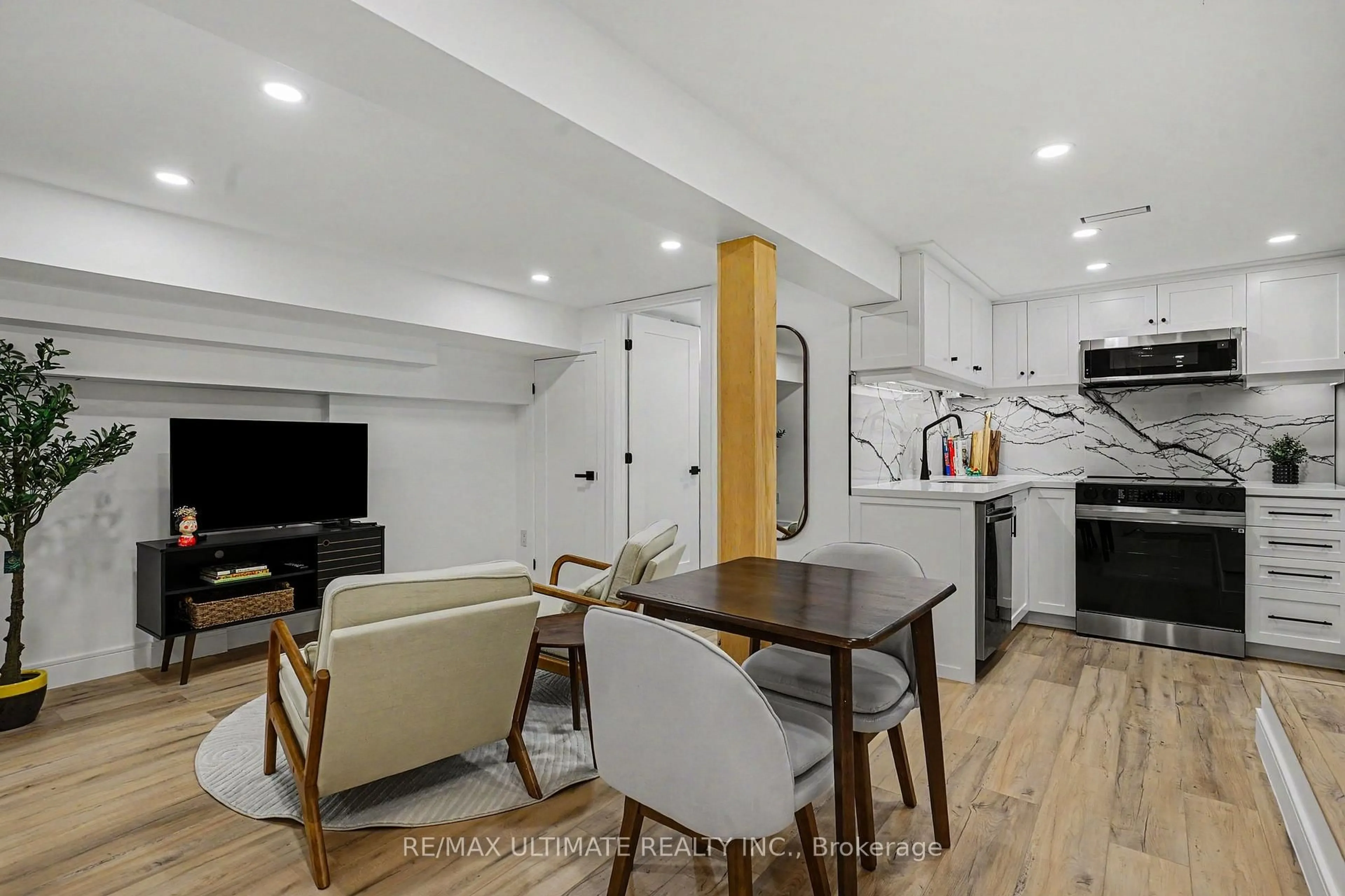 Open concept kitchen, unknown for 89 Alberta Ave, Toronto Ontario M6H 2R7