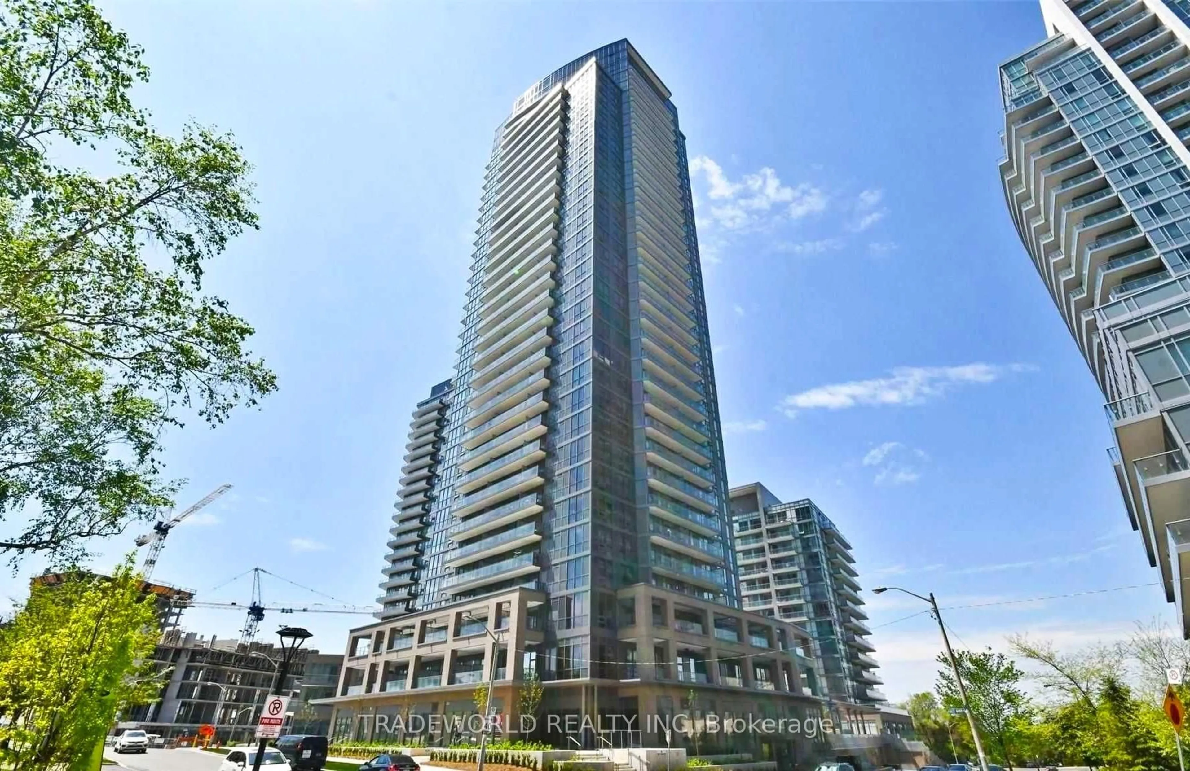 Indoor foyer for 56 Forest Manor Rd #3204, Toronto Ontario M2J 1M6