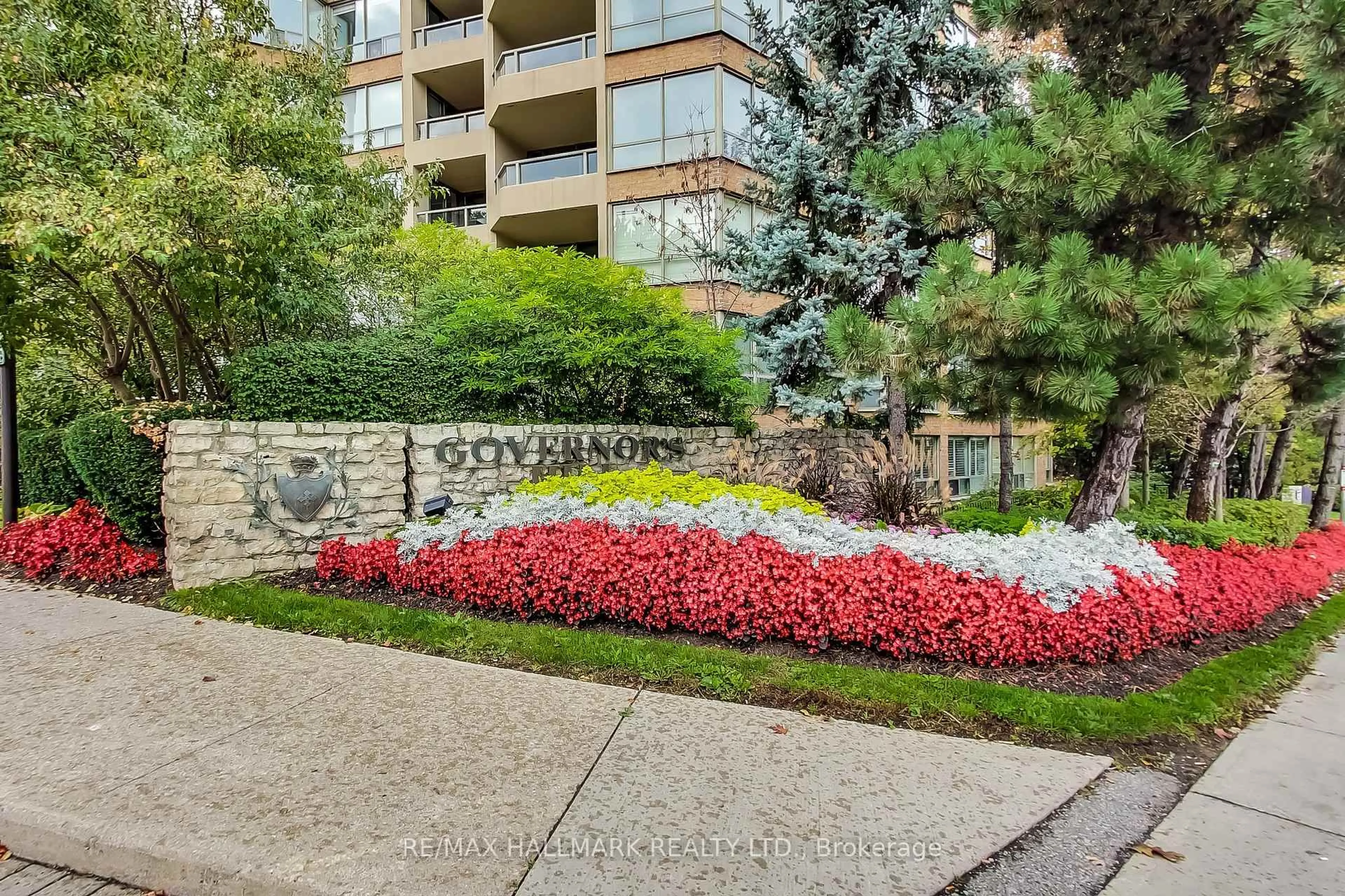 Indoor foyer for 3800 Yonge St #610, Toronto Ontario M4N 3P7