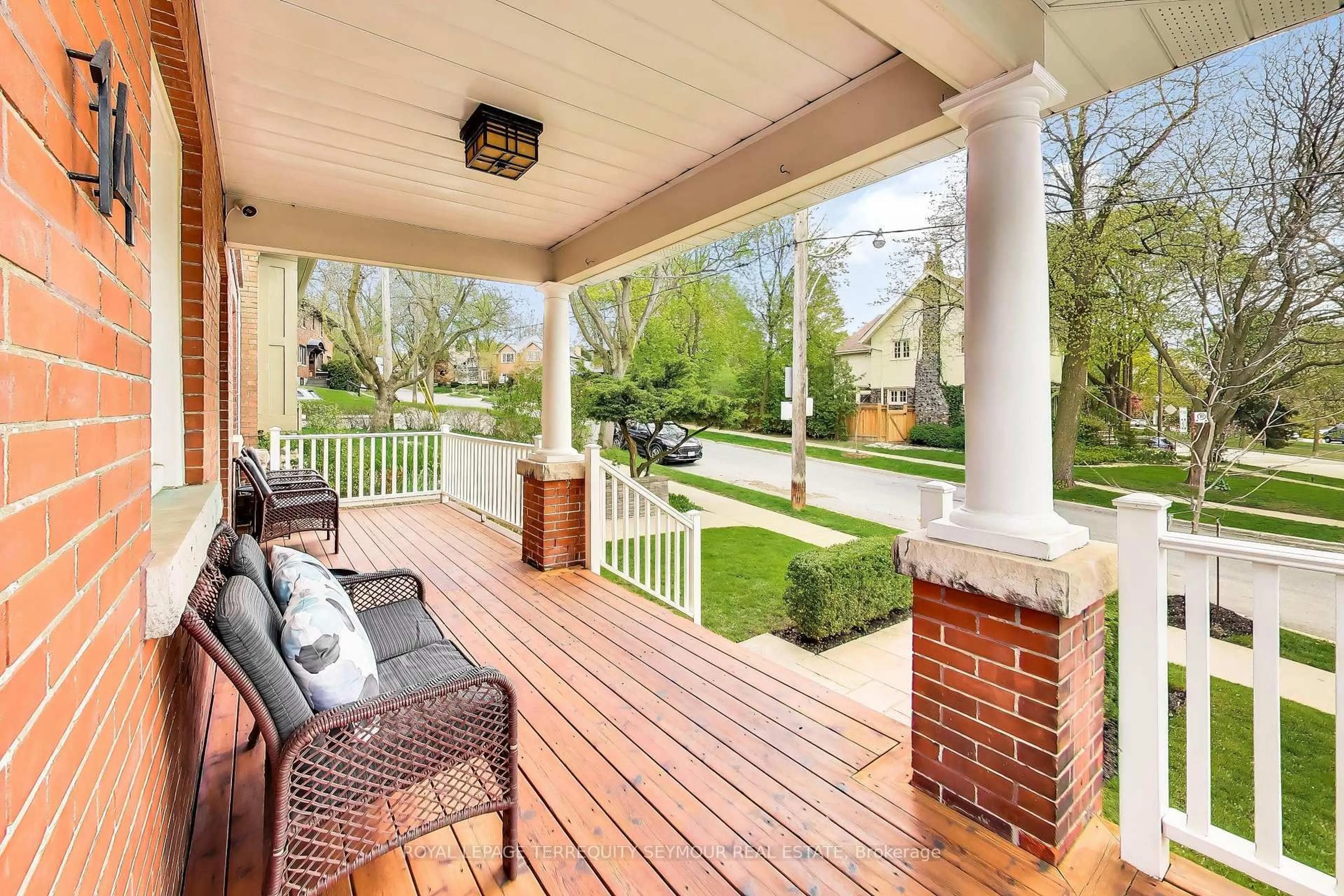 Patio, street for 14 Wilfrid Ave, Toronto Ontario M4S 2H9