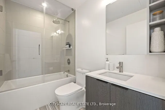 55 Mercer St #1802, Toronto 5