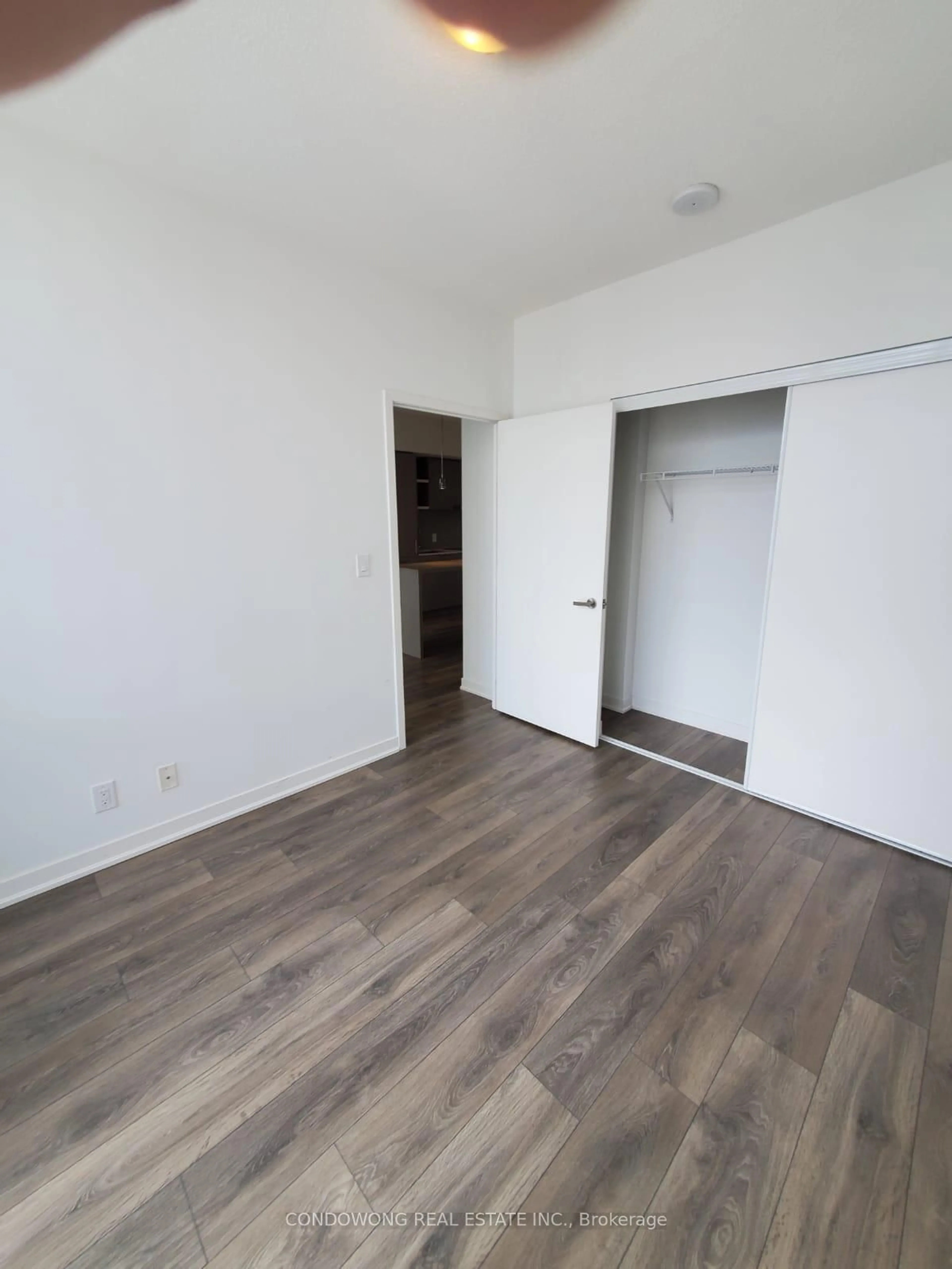 A pic of a room for 100 Harbour St #4905, Toronto Ontario M5J 0B5