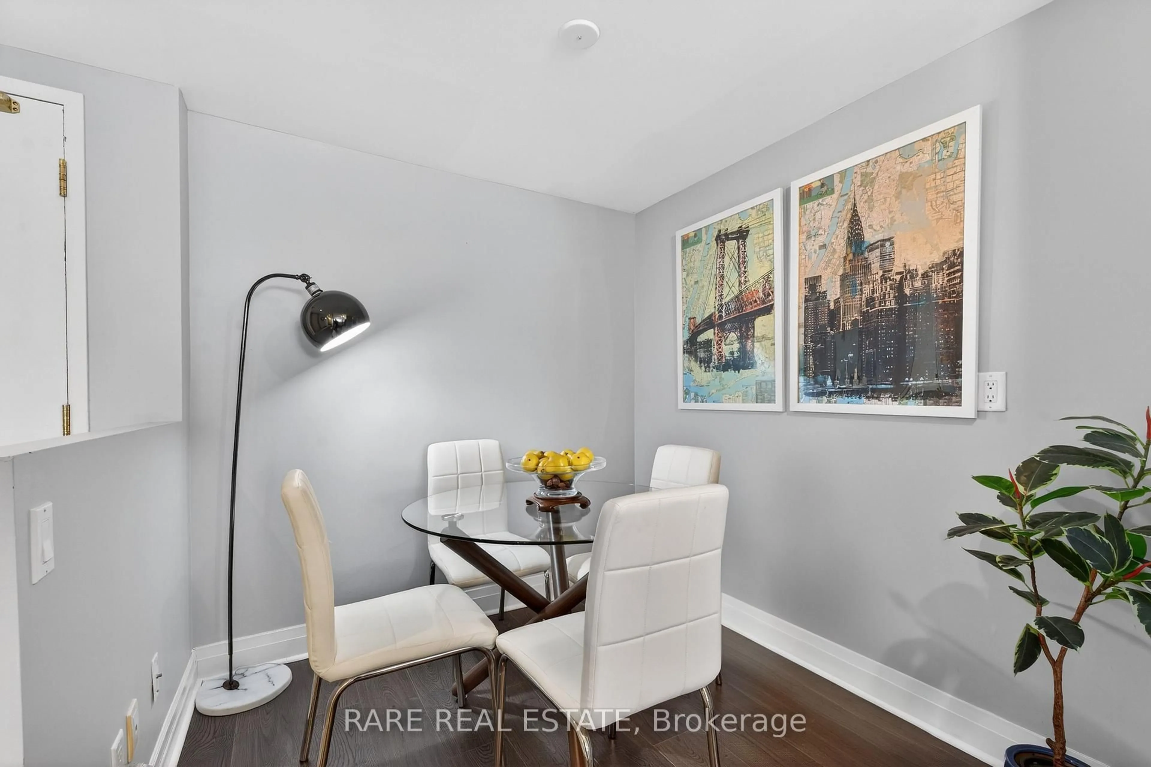 A pic of a room for 1801 Bayview Ave #702, Toronto Ontario M4G 4K2