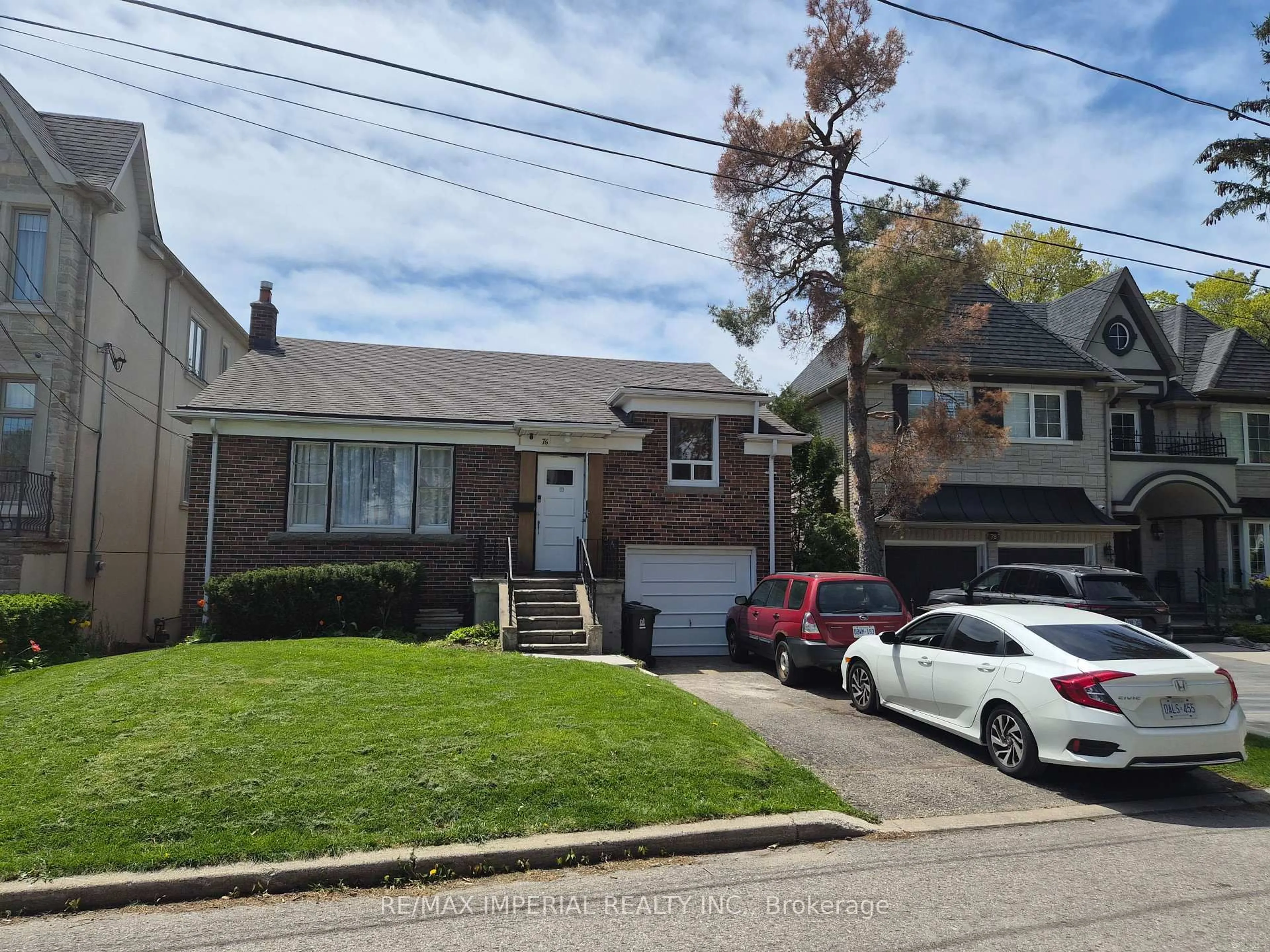 Home with brick exterior material, street for 76 Gwendolen Cres, Toronto Ontario M2N 2L7