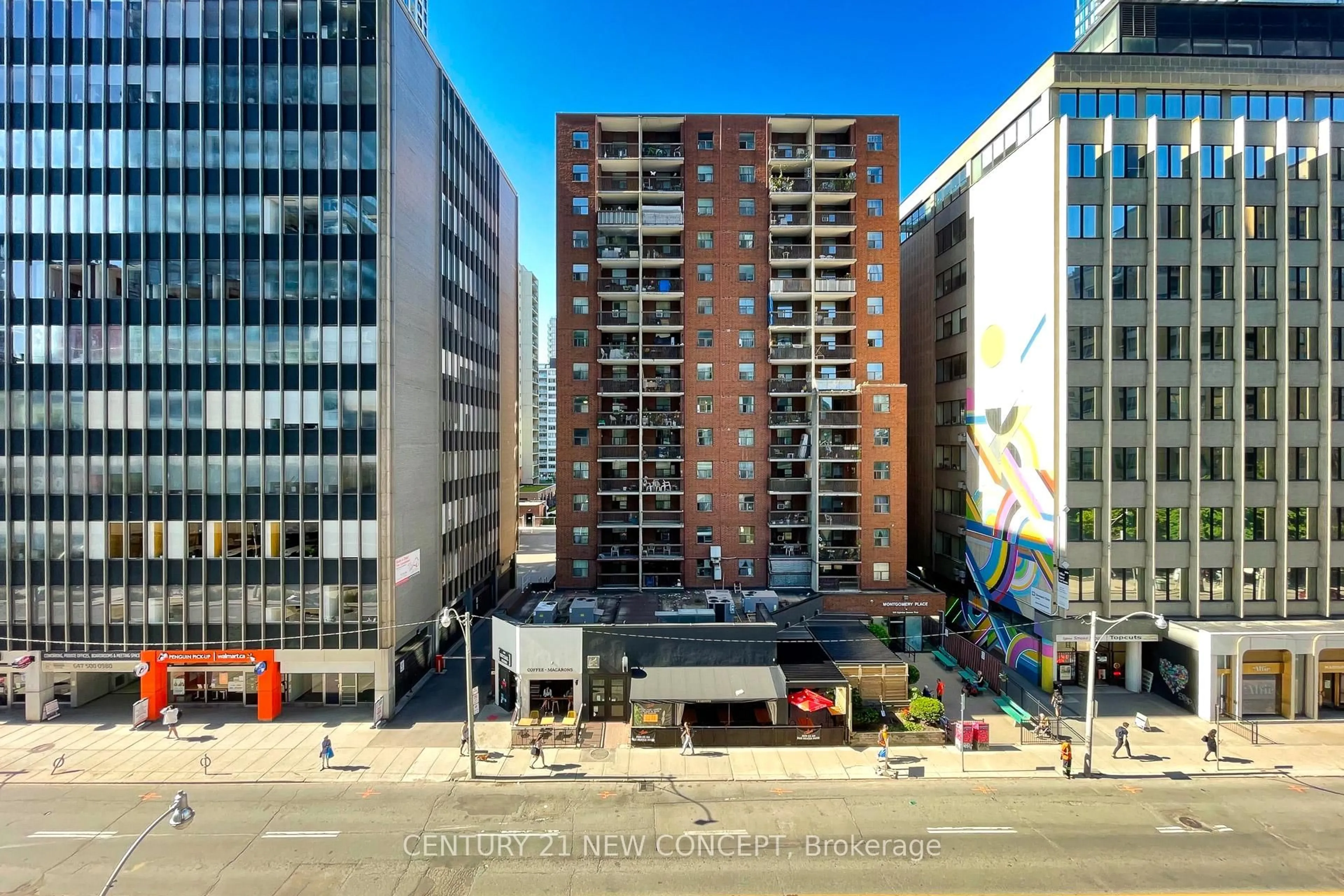 A pic from outside/outdoor area/front of a property/back of a property/a pic from drone, city buildings view from balcony for 98 Lillian St #413, Toronto Ontario M4S 0A5