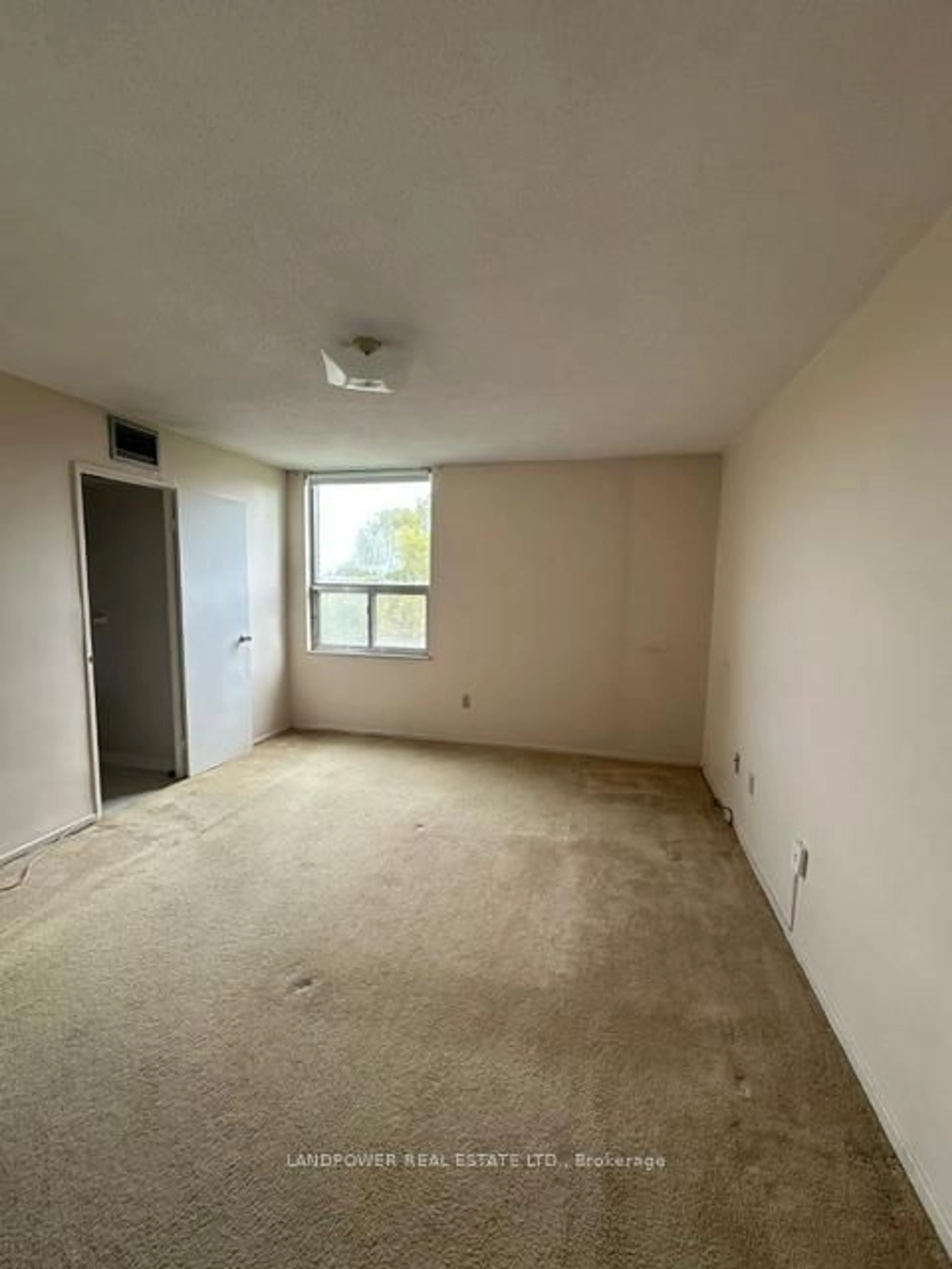 A pic of a room for 5 Shady Golf Way #416, Toronto Ontario M3C 3A5