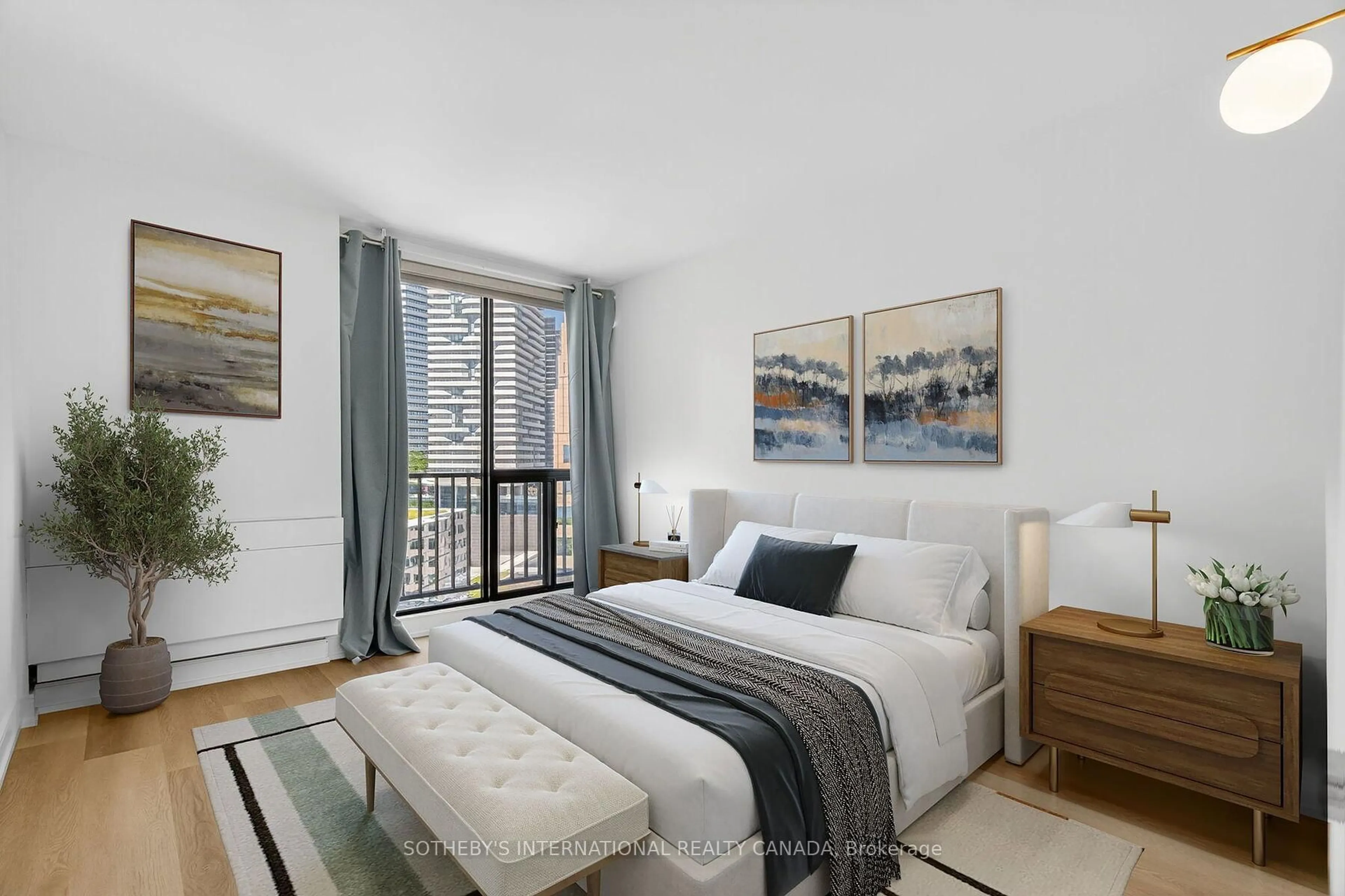 Bedroom with bed, unknown for 33 Harbour Sq #1423, Toronto Ontario M5J 2G2