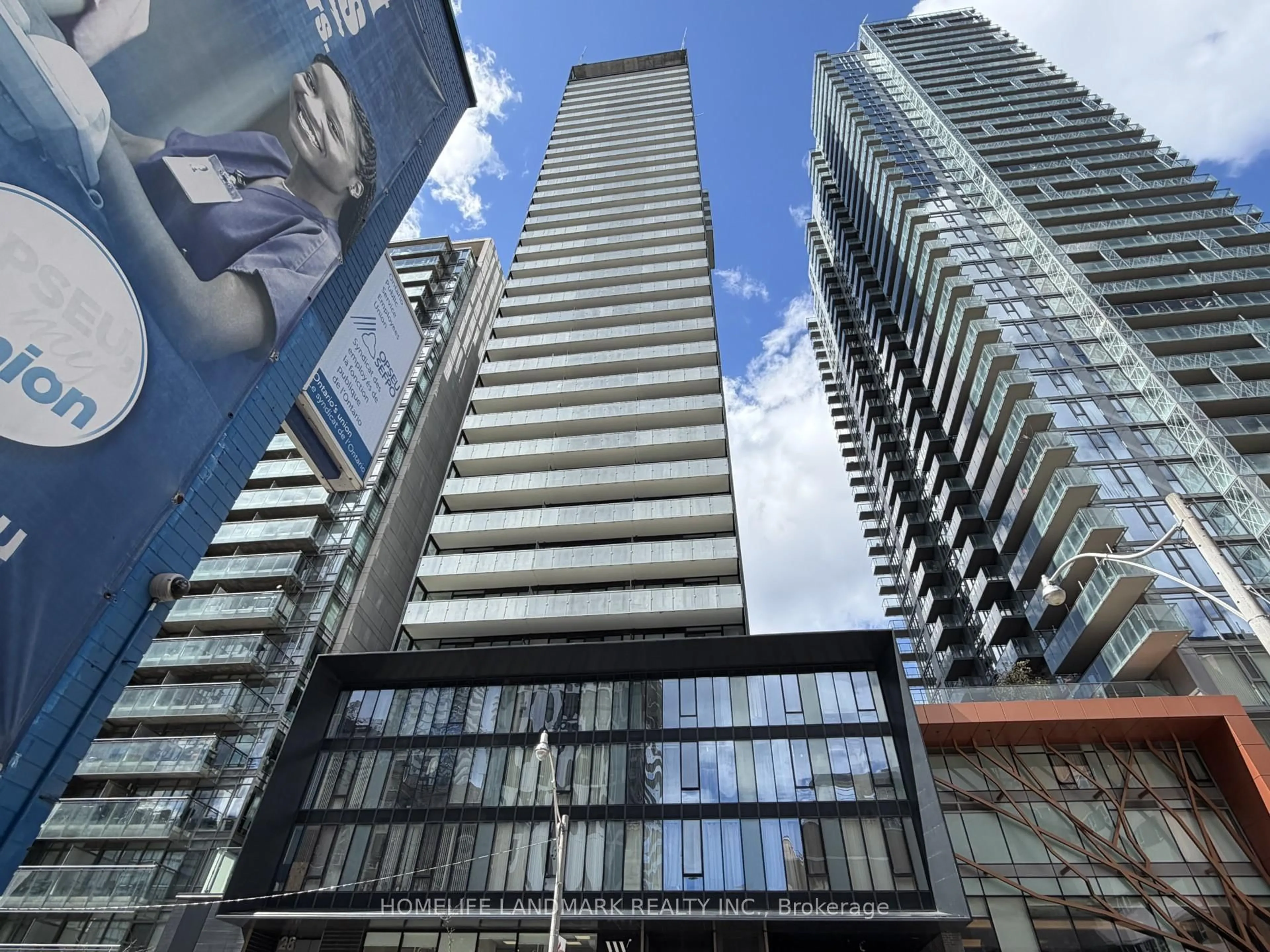 Unknown for 28 Wellesley St #308, Toronto Ontario M4Y 0C4