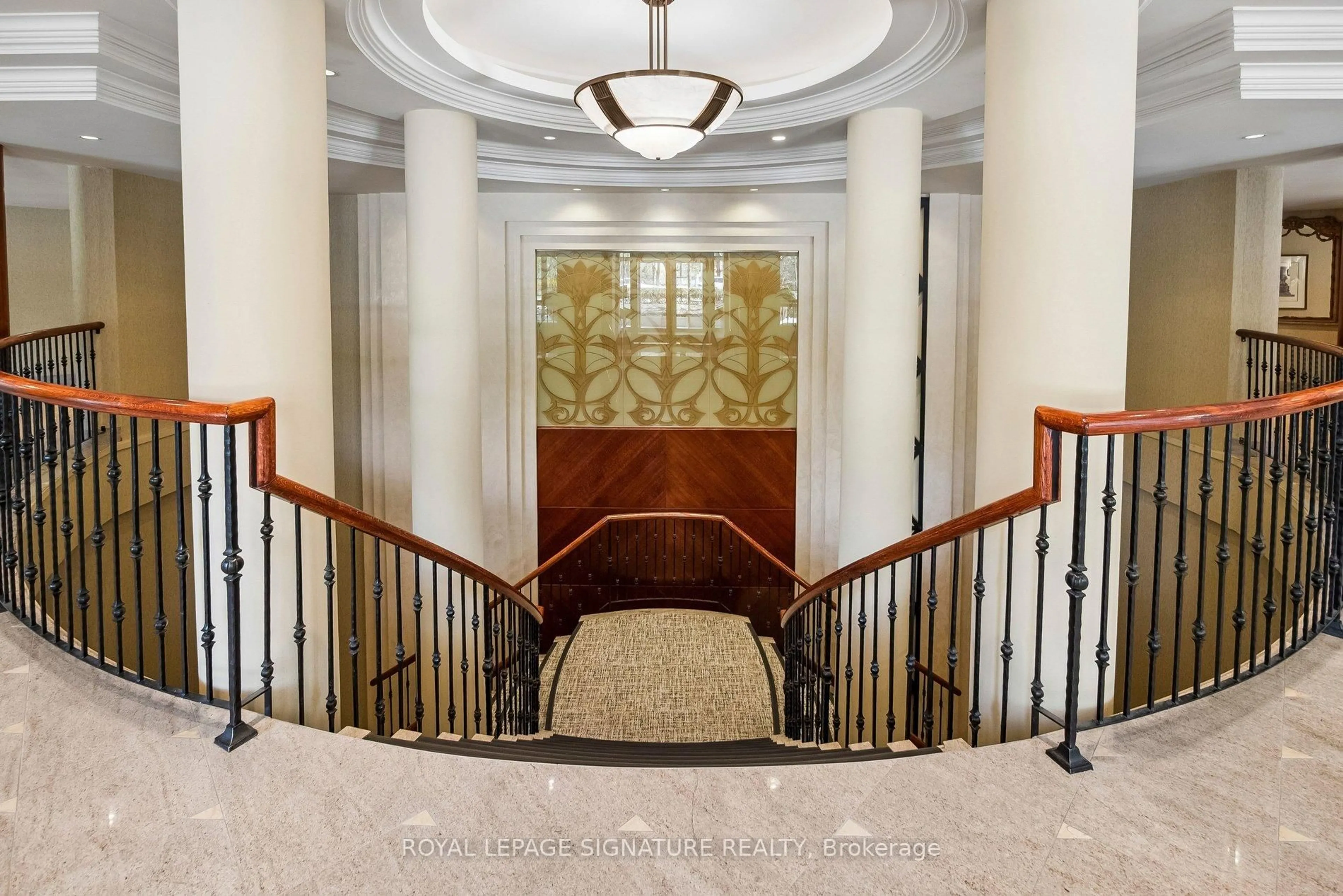 Indoor foyer for 11 William Carson Cres #317, Toronto Ontario M2P 2G1