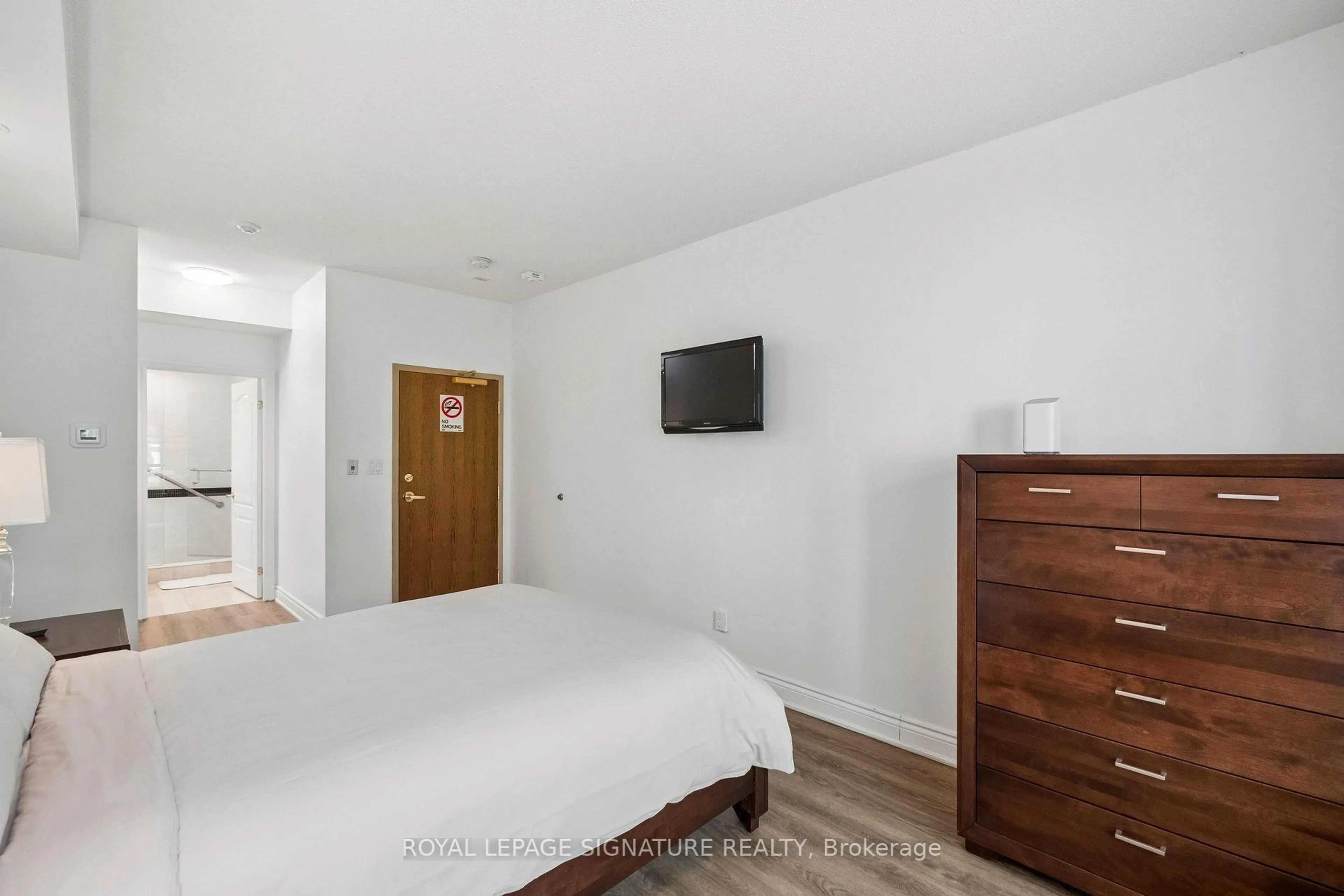 A pic of a room for 11 William Carson Cres #317, Toronto Ontario M2P 2G1