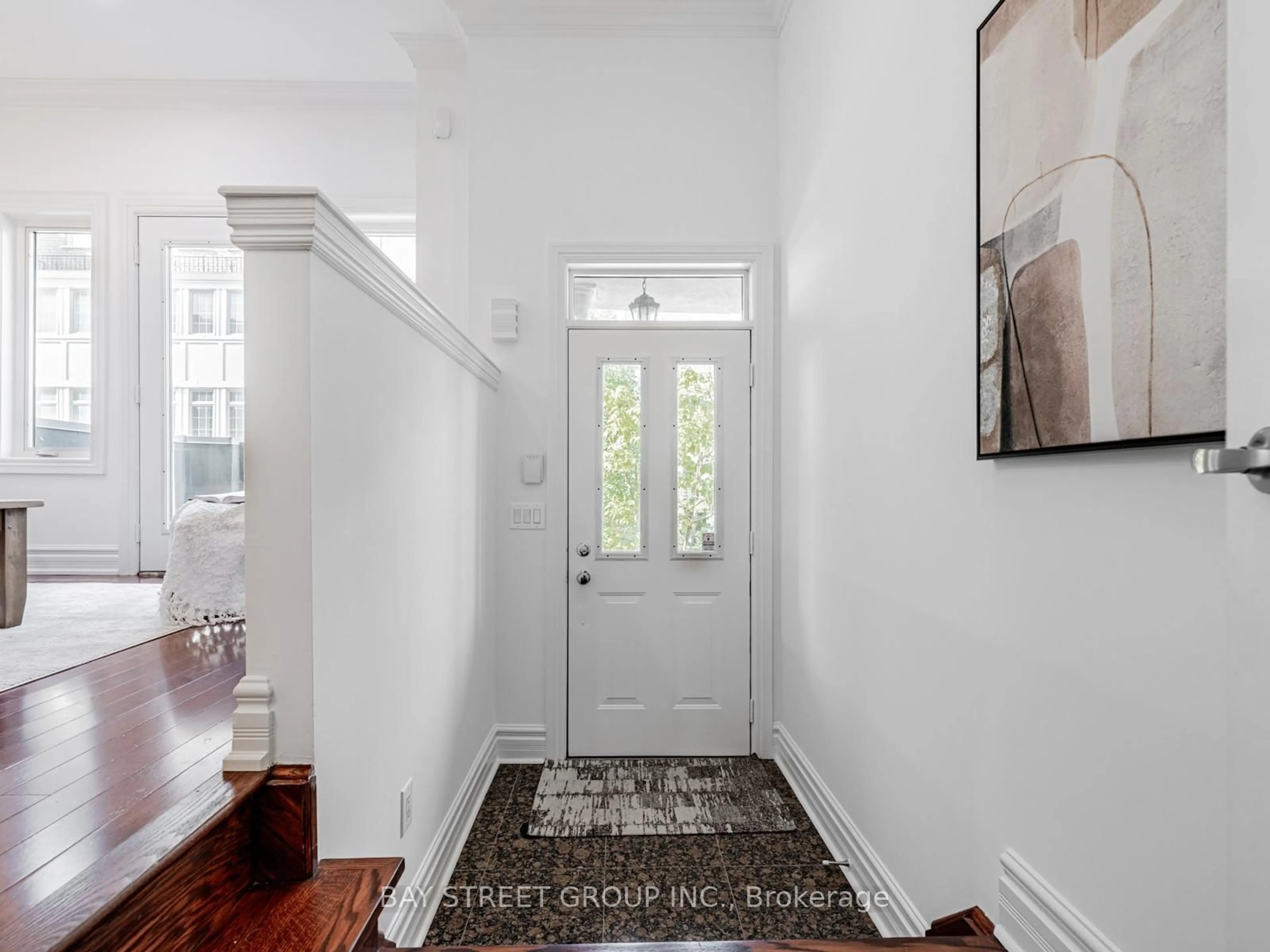 Indoor entryway for 35 William Poole Way, Toronto Ontario M2N 7A6