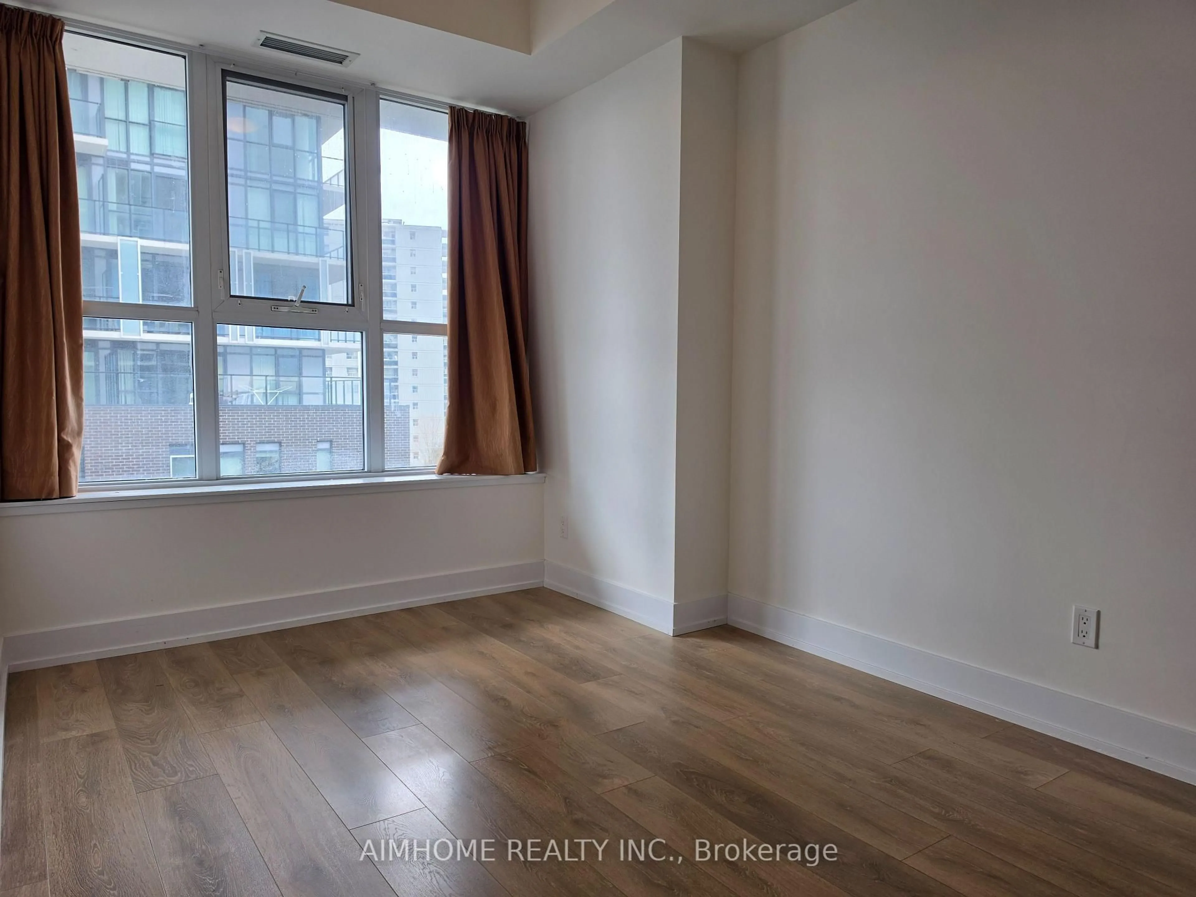 A pic of a room for 150 Fairview Mall Dr #504, Toronto Ontario M2J 0E7