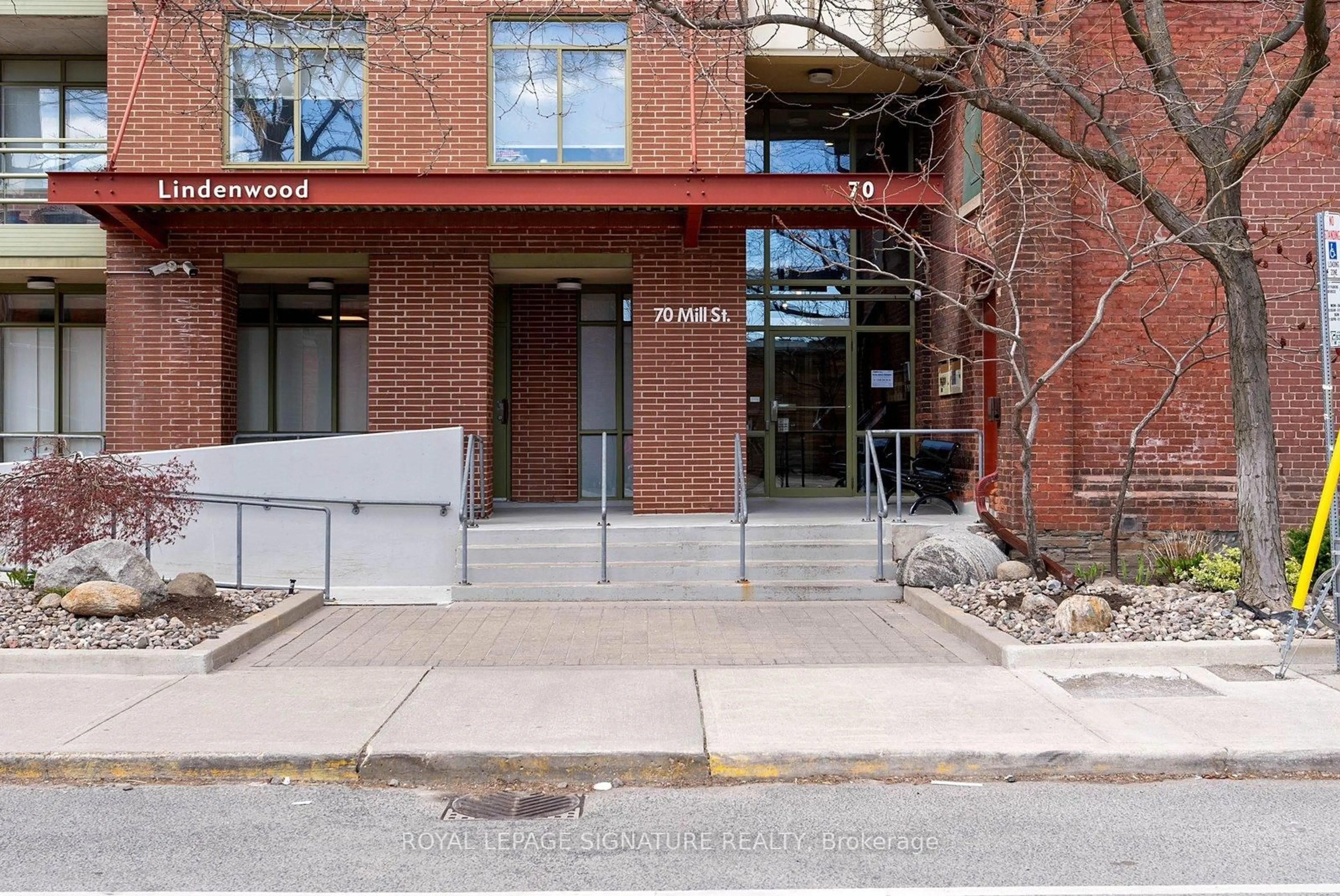 Unknown for 70 Mill St #Ph13, Toronto Ontario M5A 4R1