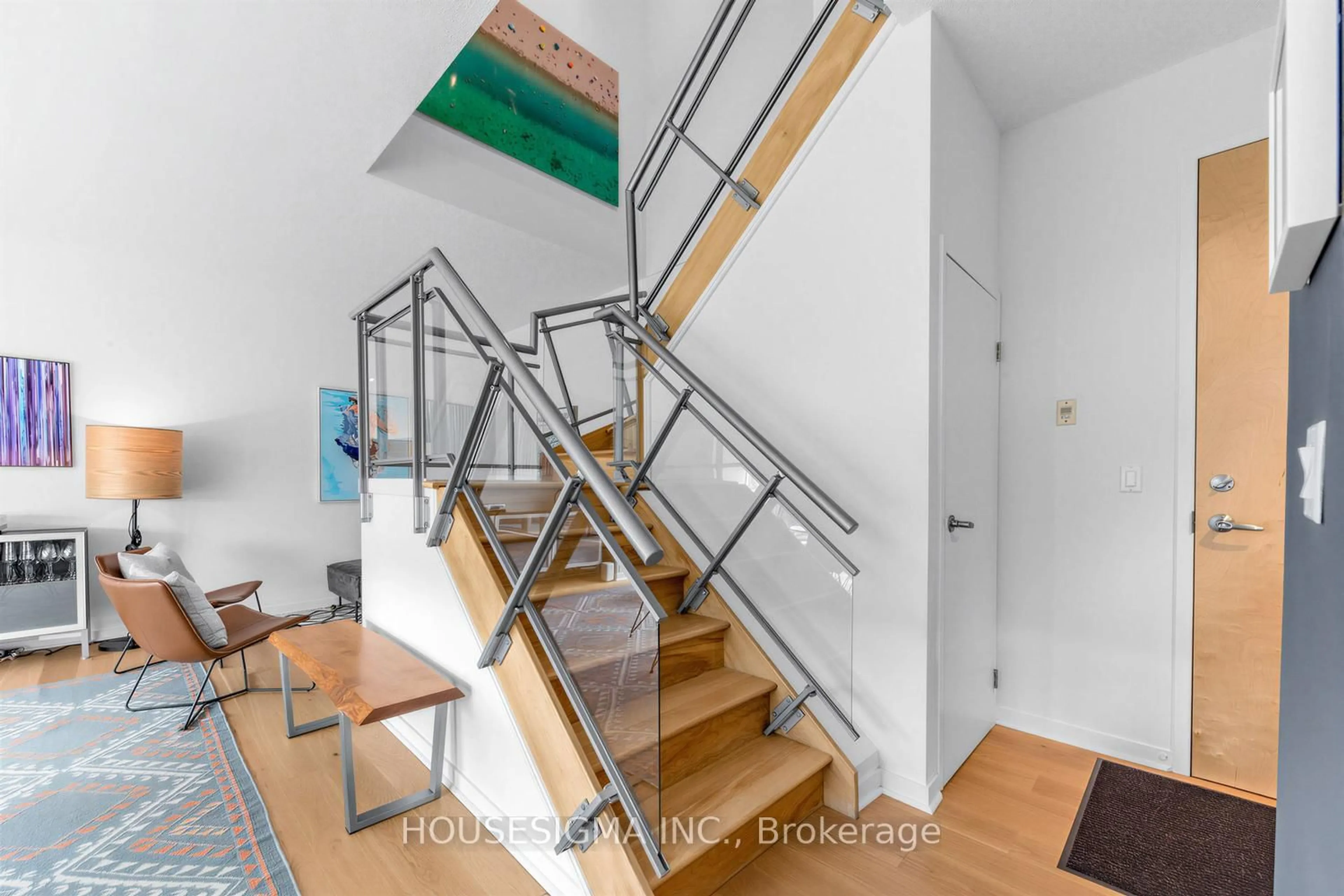 Unknown for 301 Markham St #602, Toronto Ontario M6J 3X2