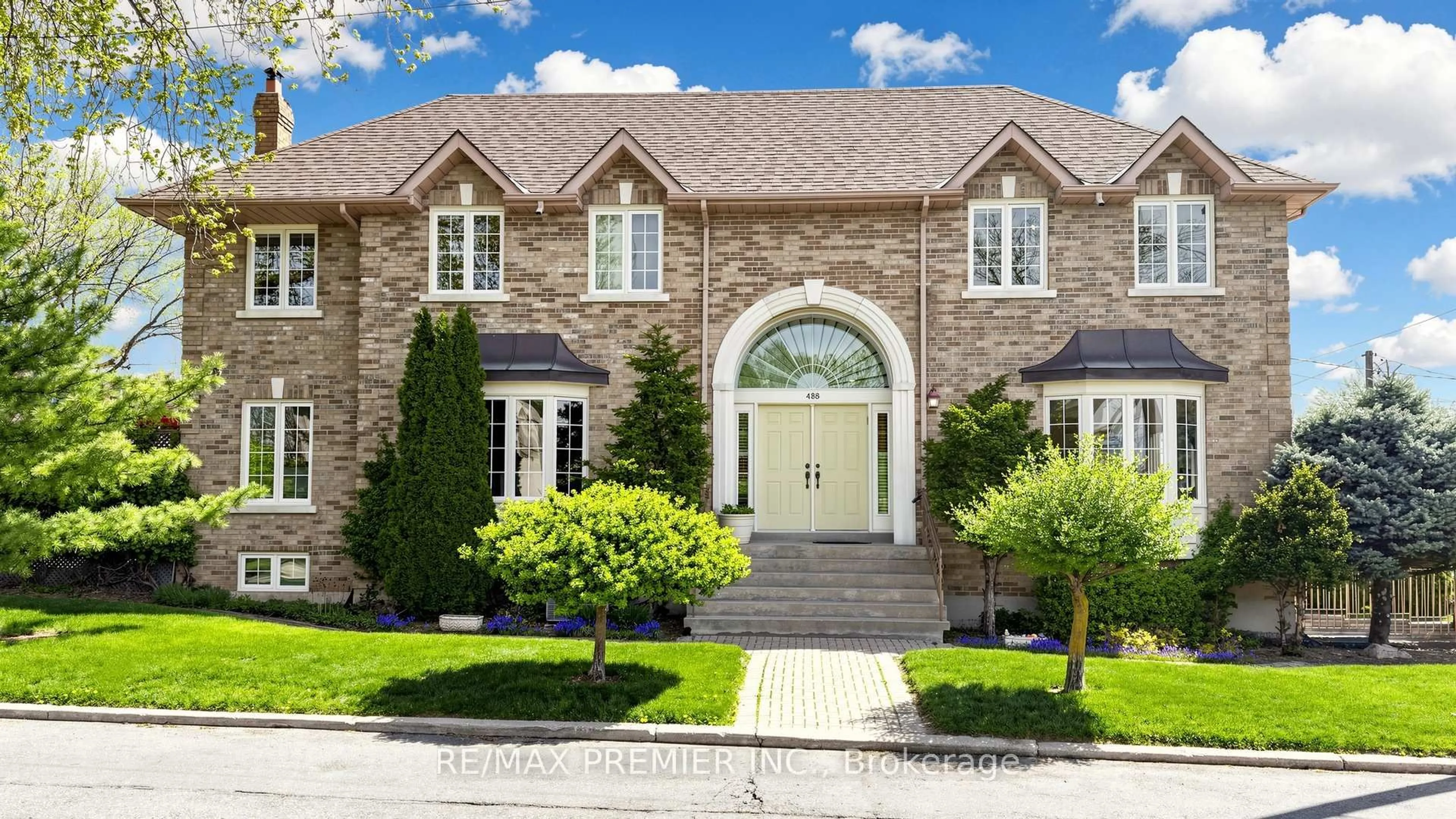 Home with brick exterior material, street for 488 Woburn Ave, Toronto Ontario M5M 1L7