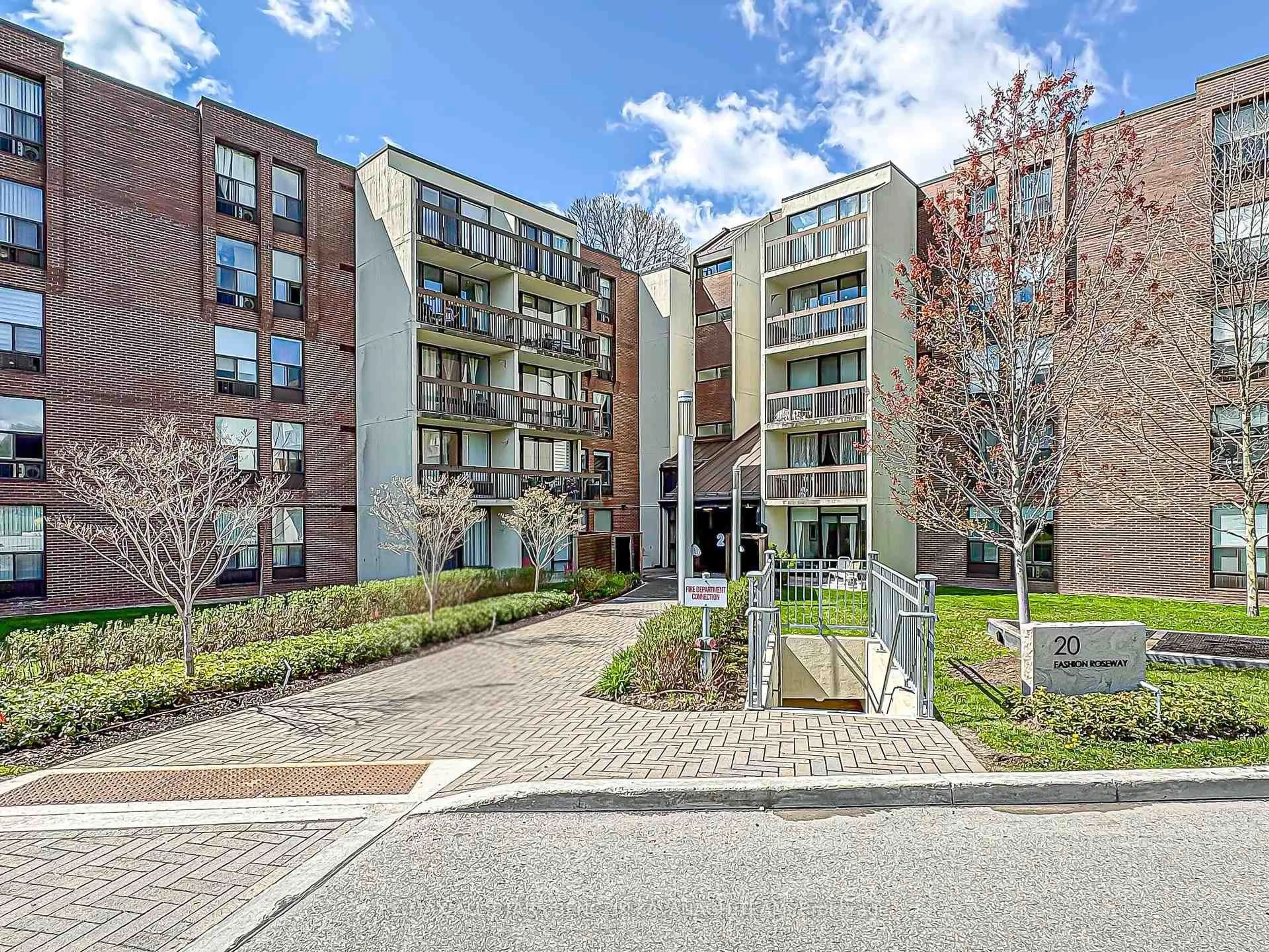 A pic from outside/outdoor area/front of a property/back of a property/a pic from drone, street for 20 Fashion Roseway #408, Toronto Ontario M2N 6B5