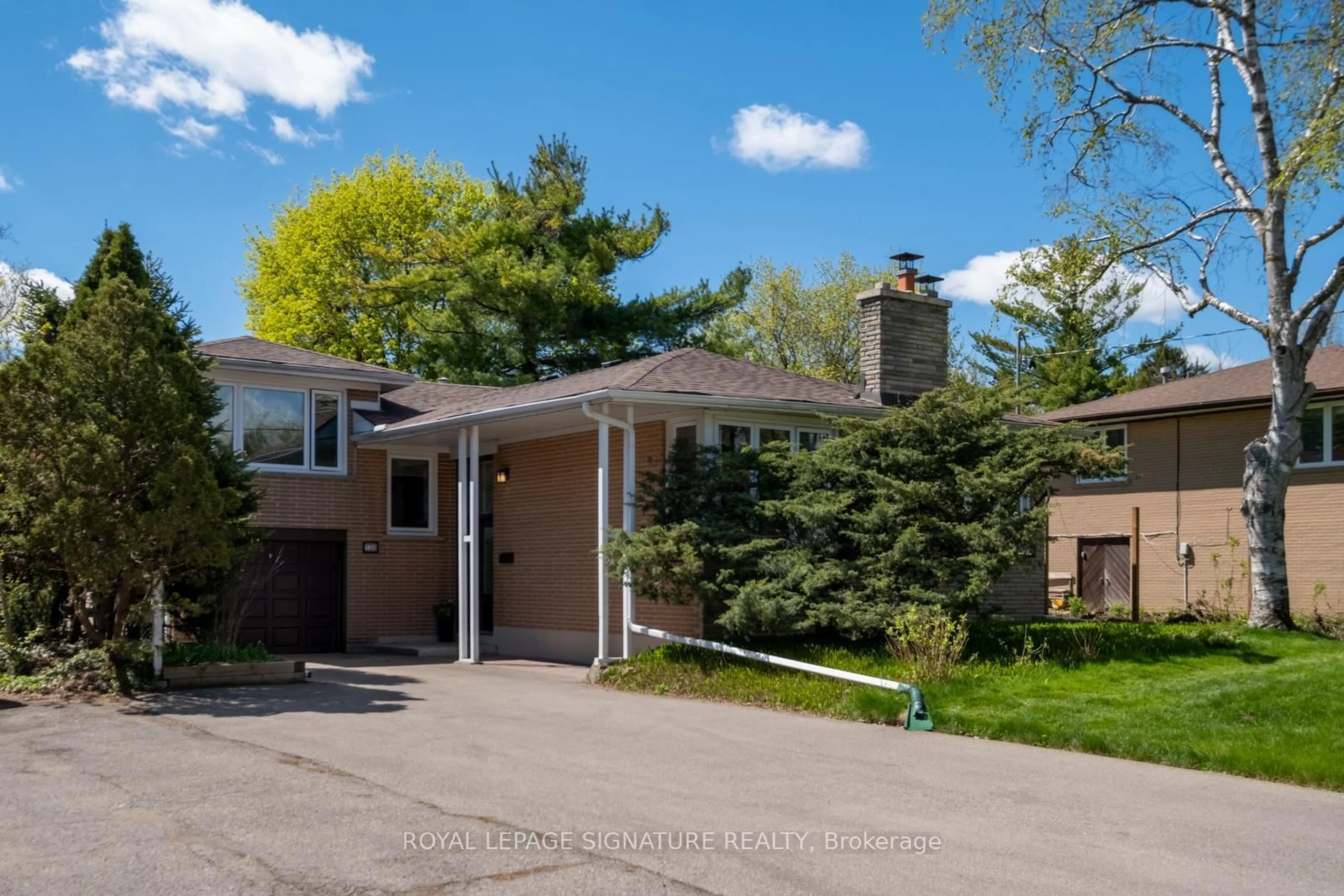 Home with brick exterior material, street for 139 Holcolm Rd, Toronto Ontario M2N 2E1