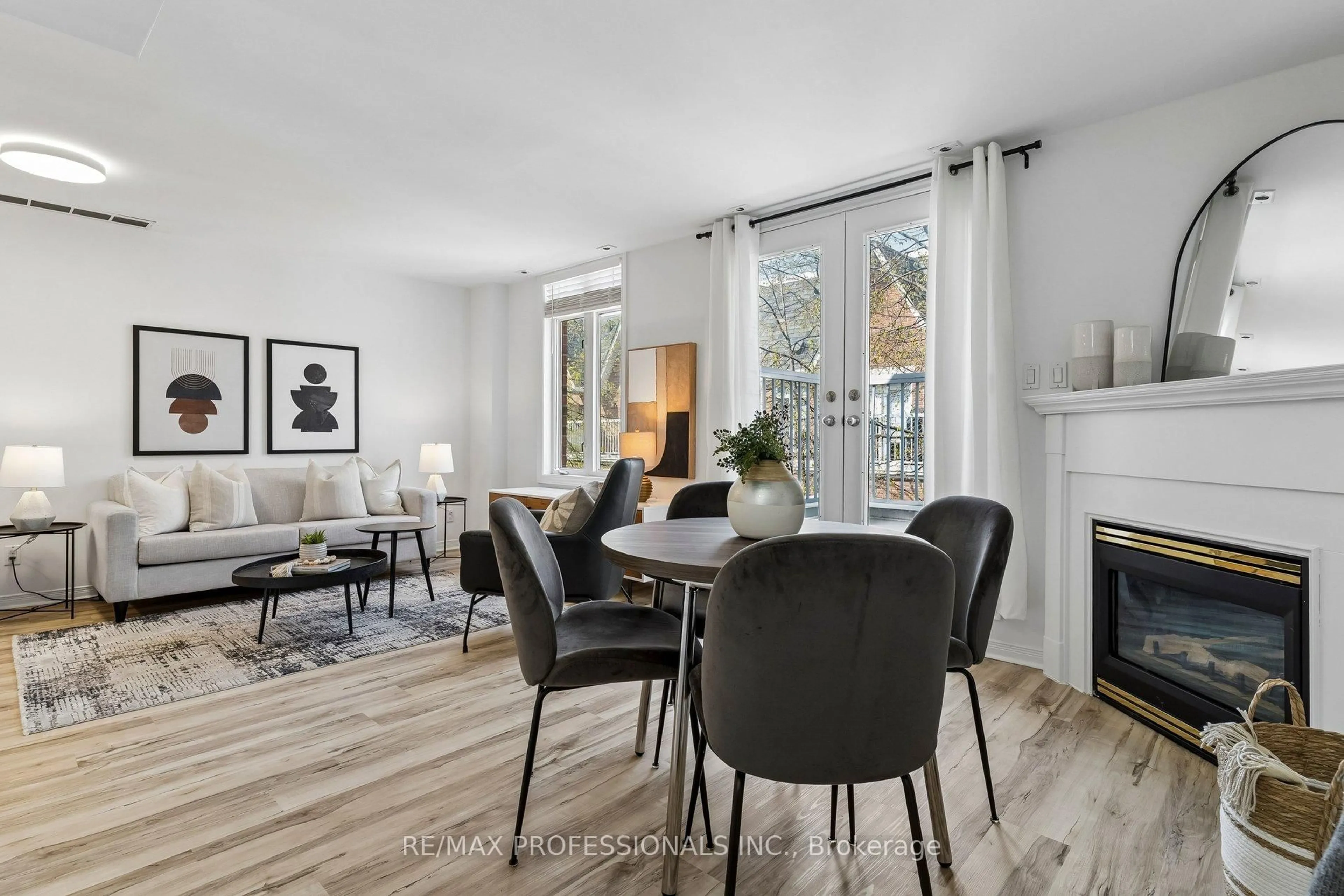 Dining room, unknown for 12 Sudbury St #2010, Toronto Ontario M6J 3W7