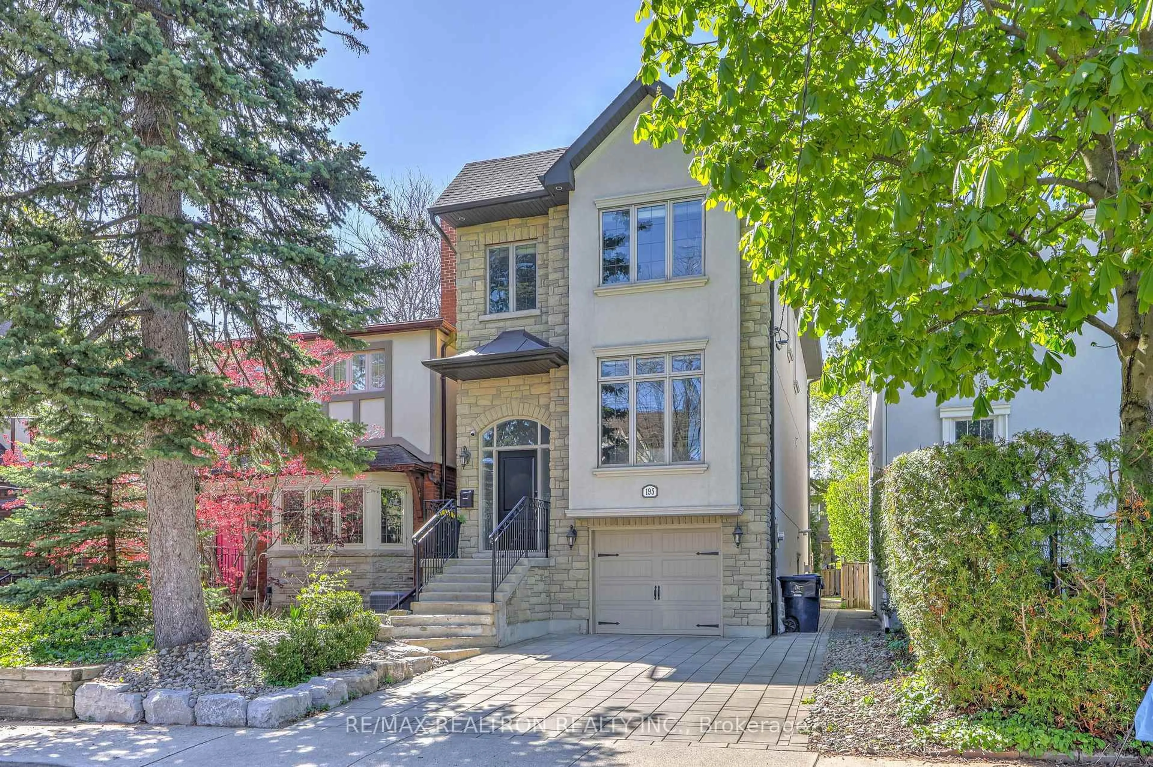 Home with brick exterior material, street for 195 Douglas Ave, Toronto Ontario M5M 1G7