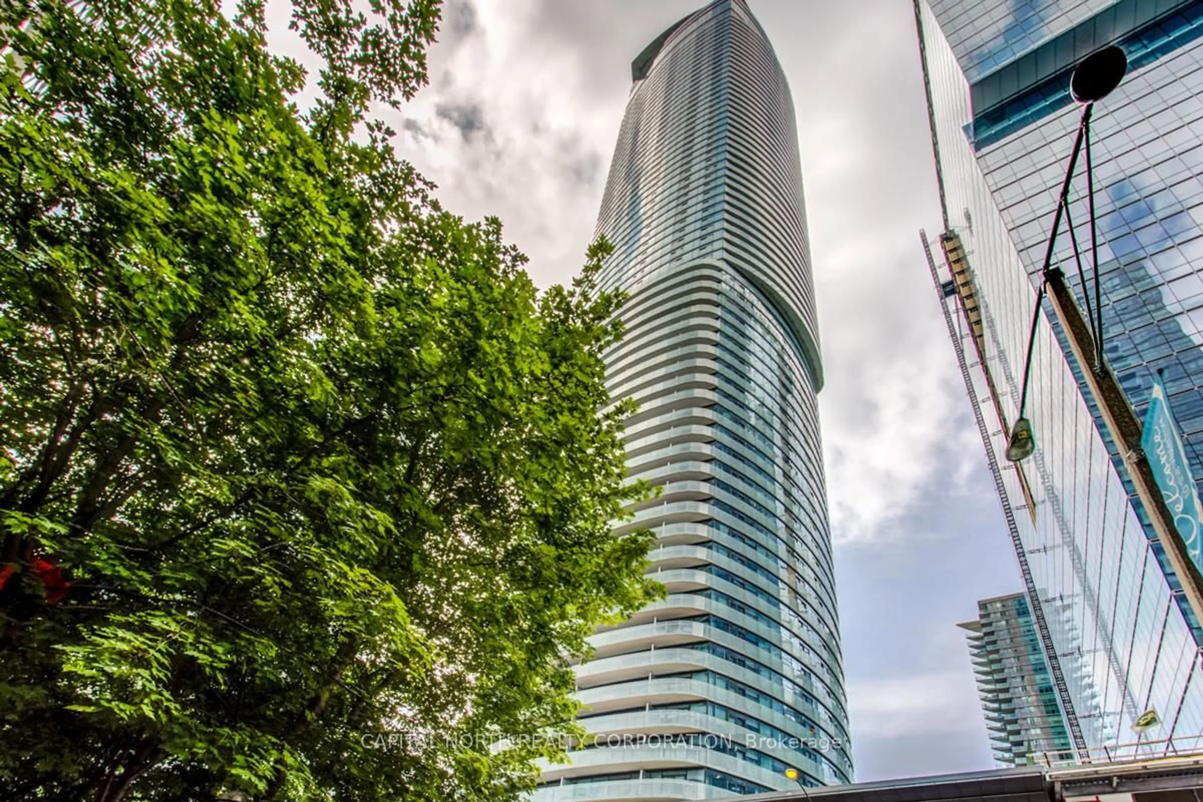 Unknown for 14 York St #1507, Toronto Ontario M5J 0B1