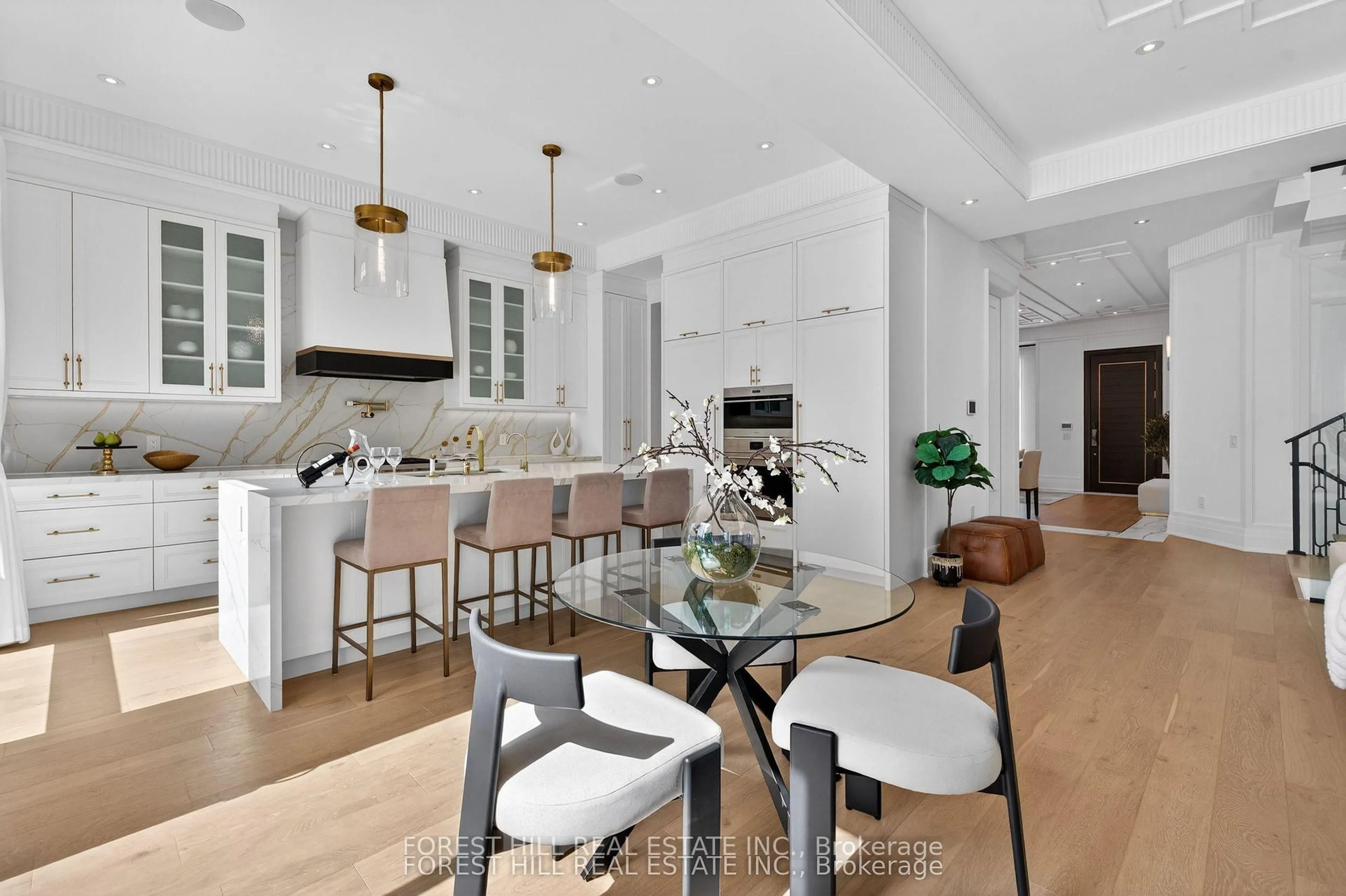 Open concept kitchen, ceramic/tile floor for 159 Church Ave, Toronto Ontario M2N 4G4