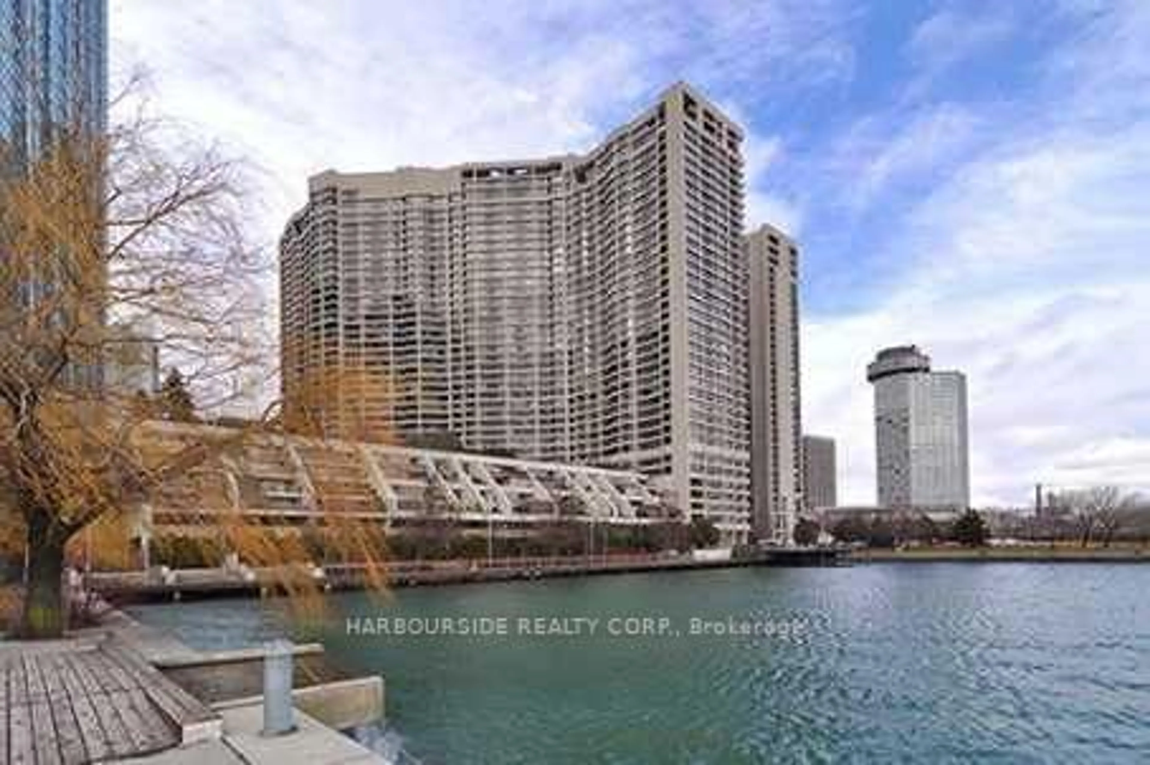 Unknown for 65 Harbour Sq #405, Toronto Ontario M5J 2L4