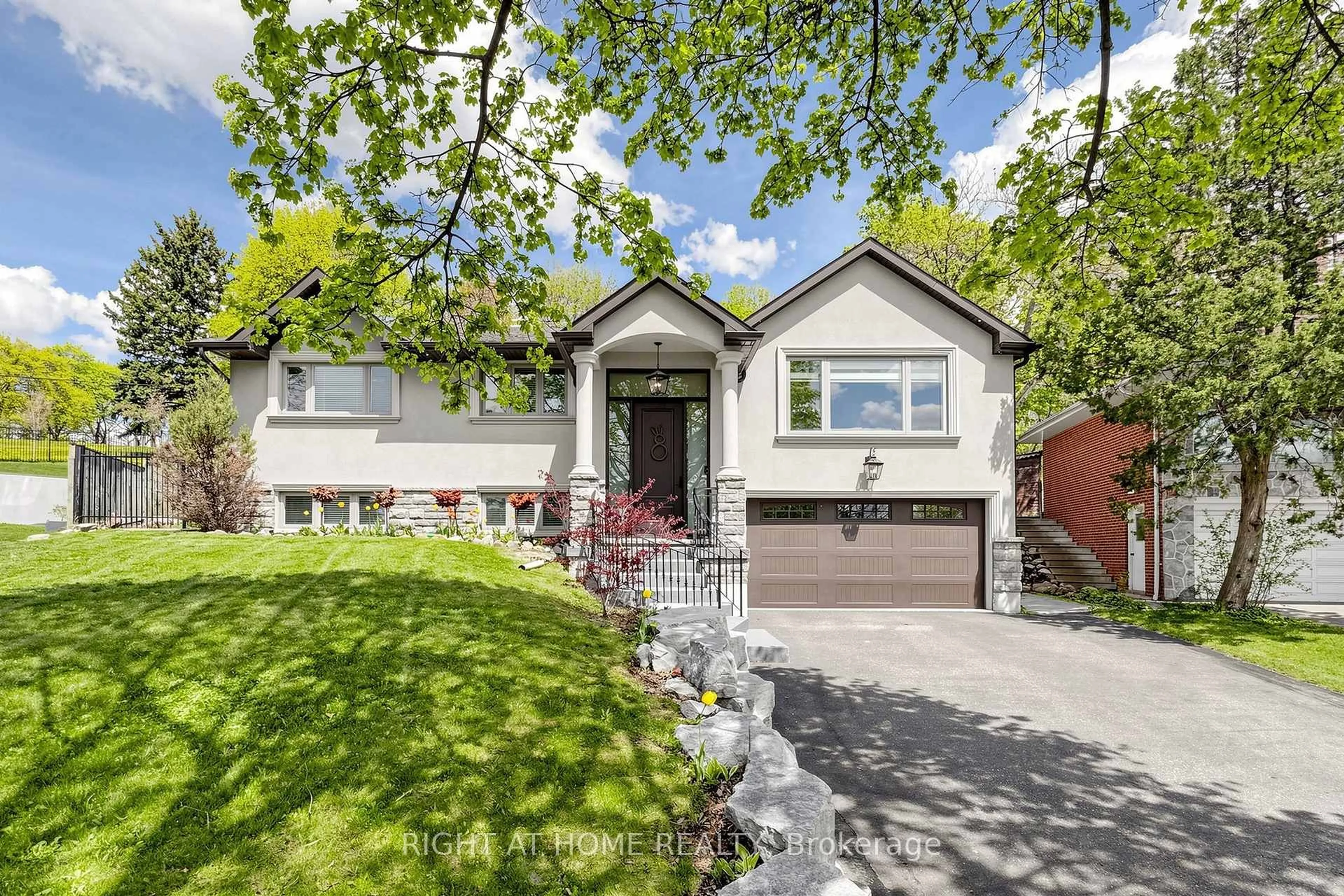 Home with brick exterior material, street for 41 Larabee Cres, Toronto Ontario M3A 3E6