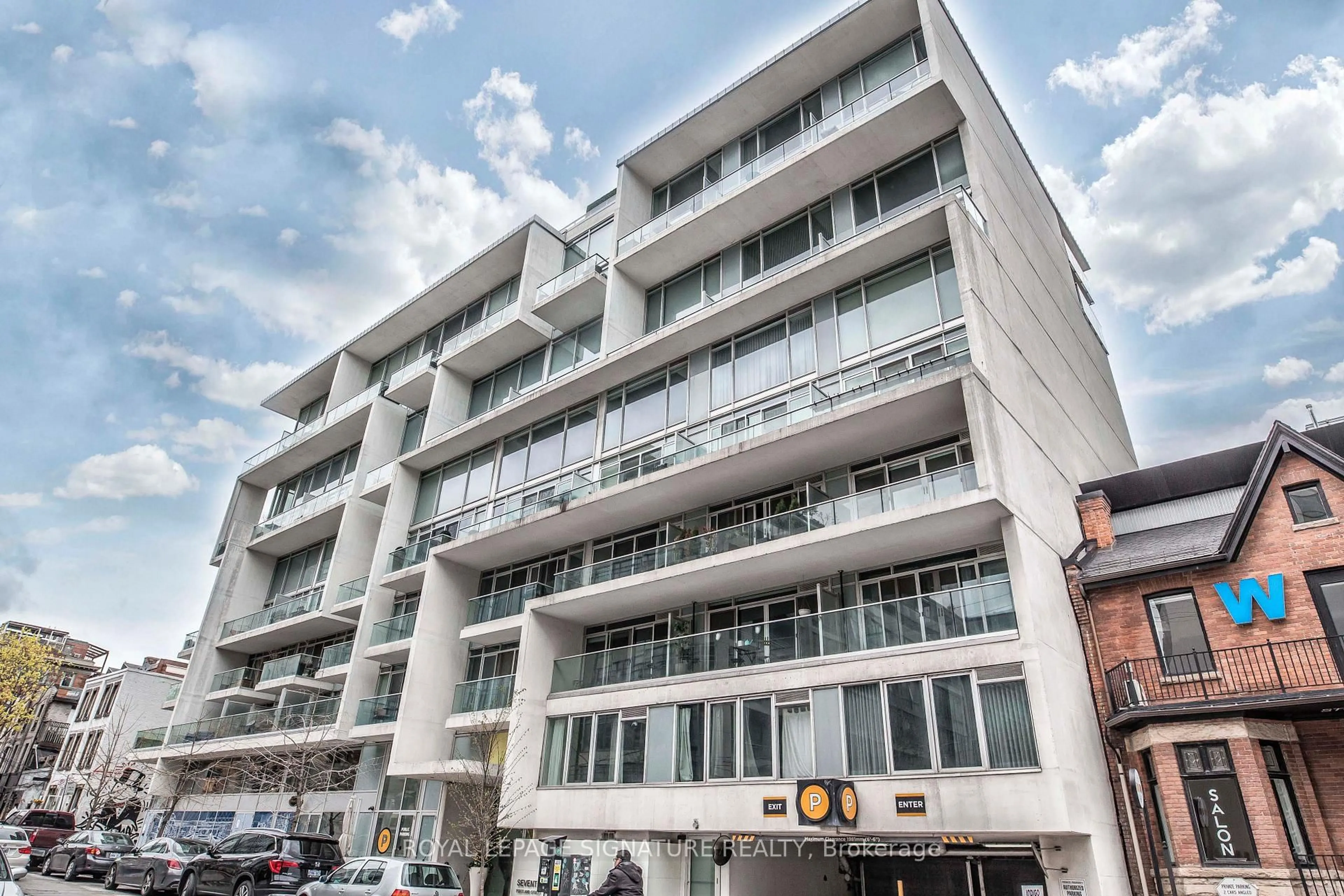 Unknown for 75 Portland St #306, Toronto Ontario M5V 2M9