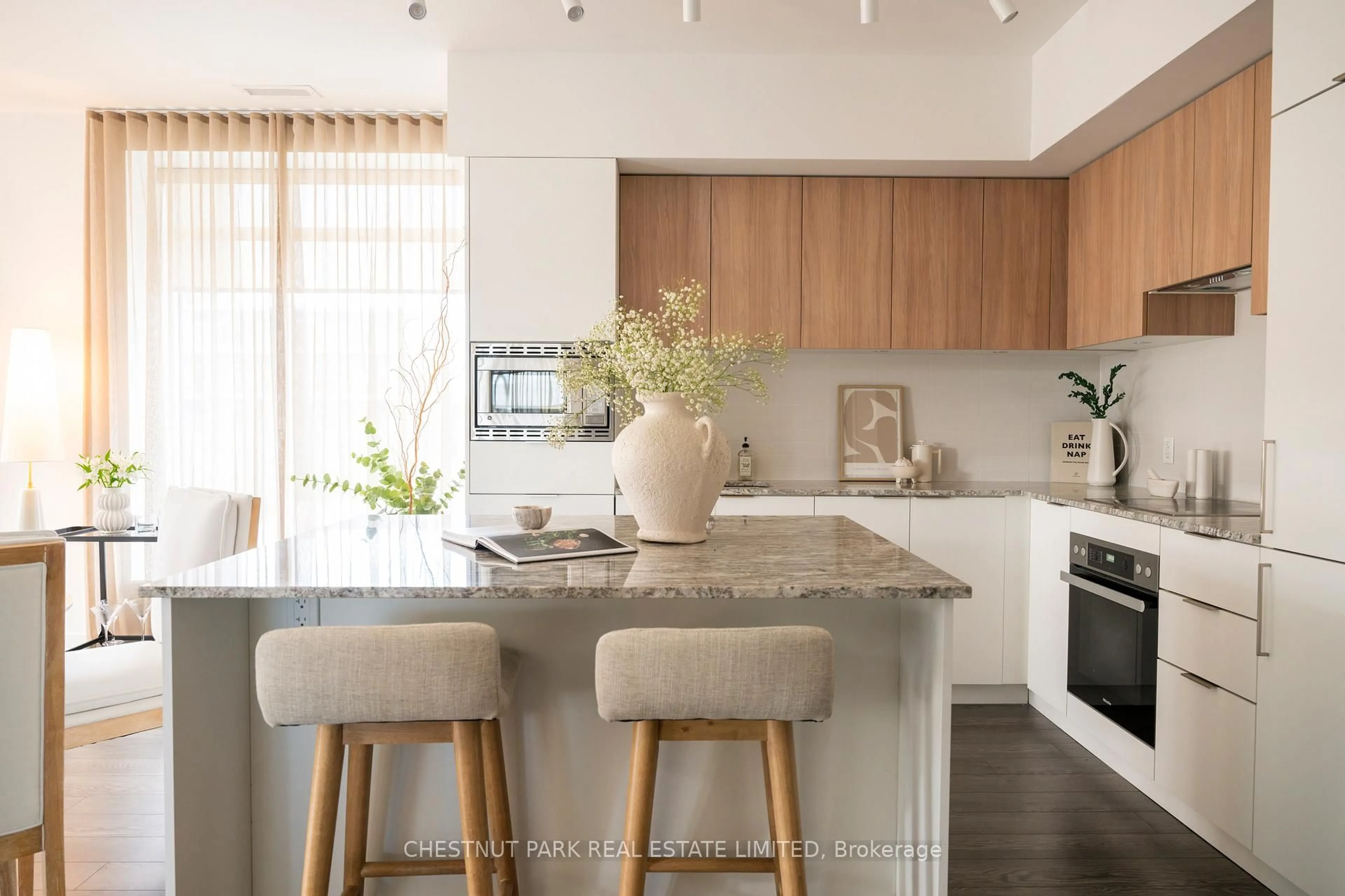 Contemporary kitchen, unknown for 20 O'Neill Rd #TH 01, Toronto Ontario M3C 0R2
