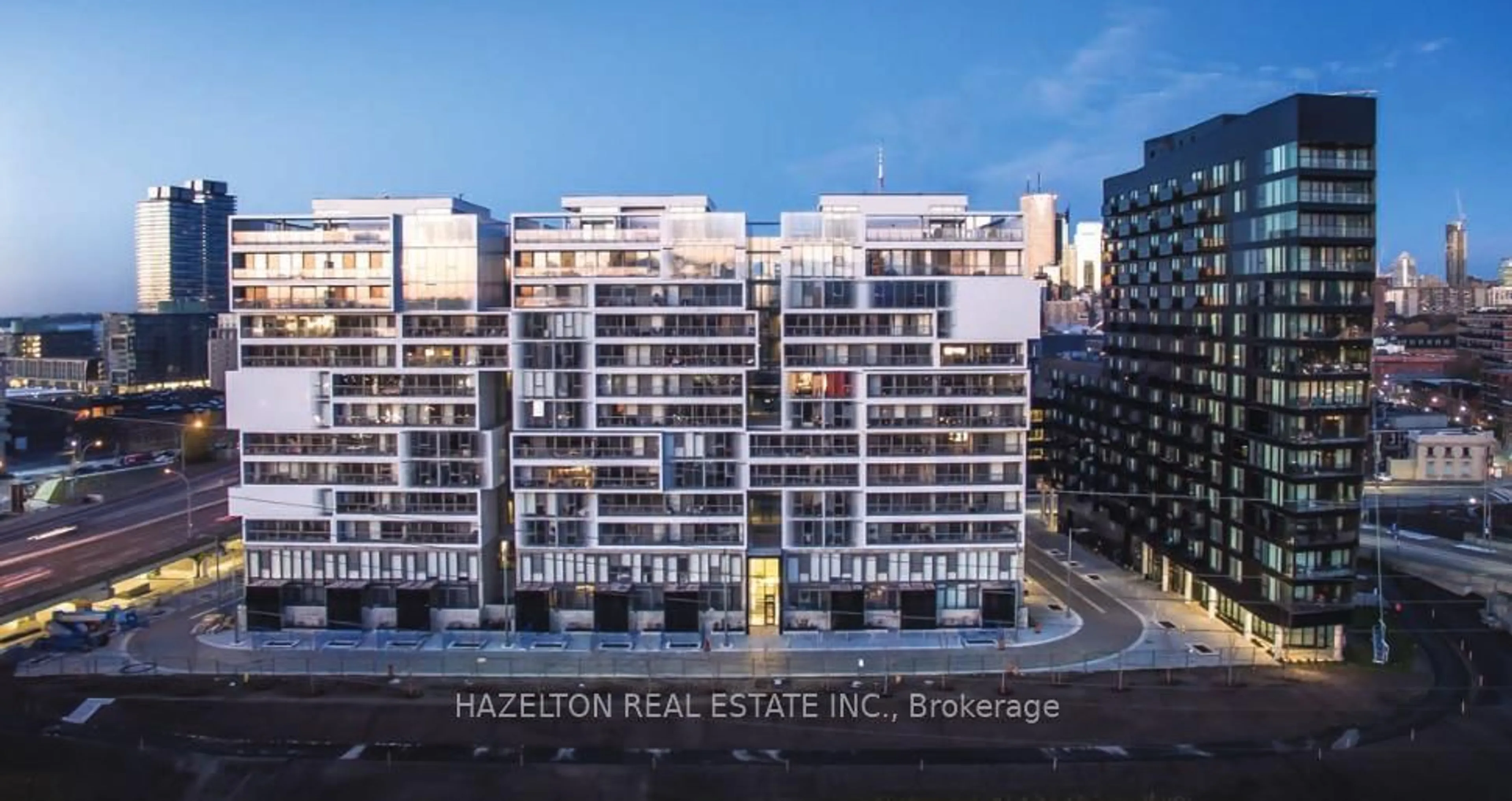 A pic from outside/outdoor area/front of a property/back of a property/a pic from drone, city buildings view from balcony for 32 Trolley Cres #423, Toronto Ontario M5A 0E8