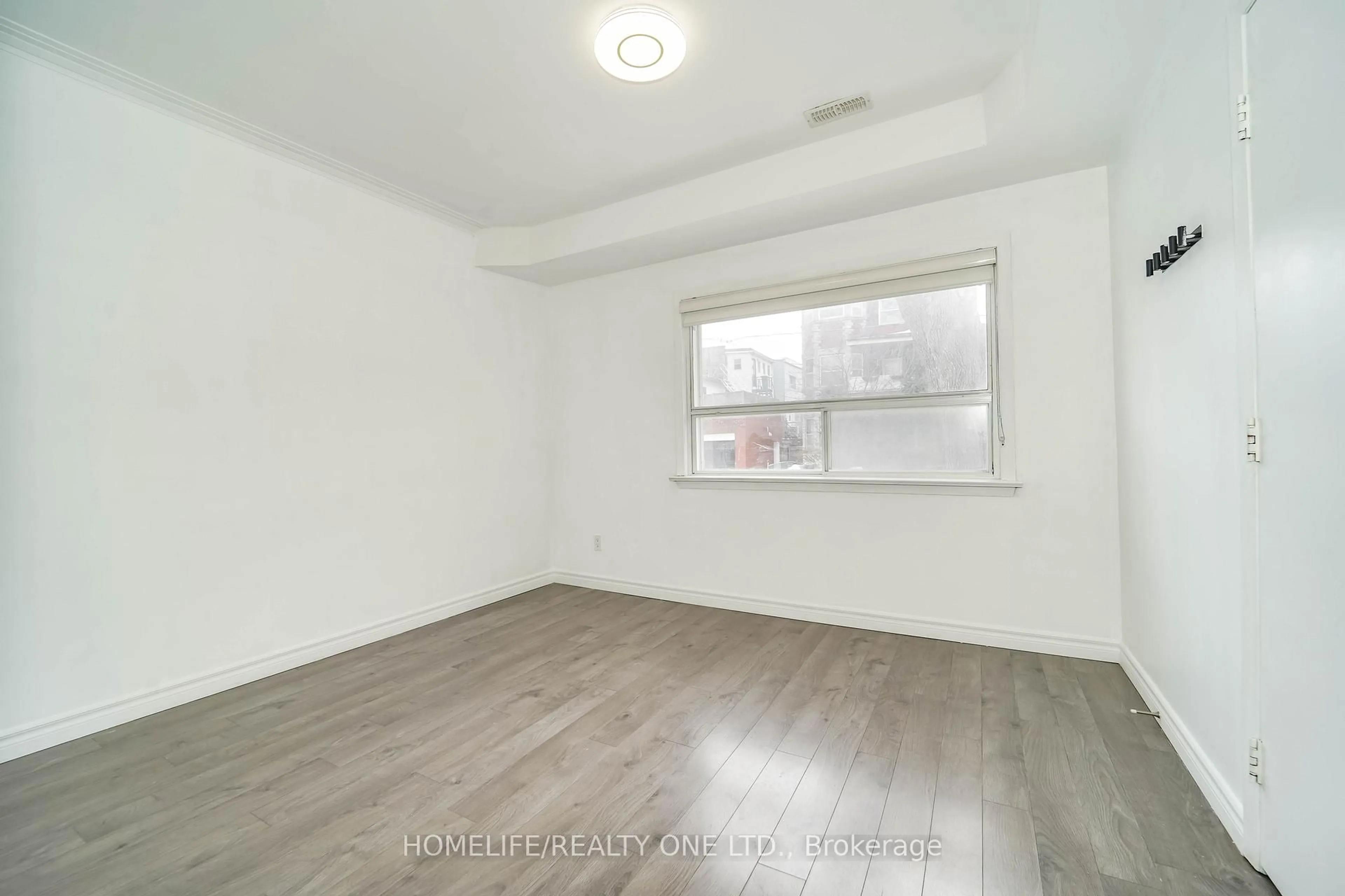 A pic of a room for 104 Benson Ave, Toronto Ontario M6G 2J1