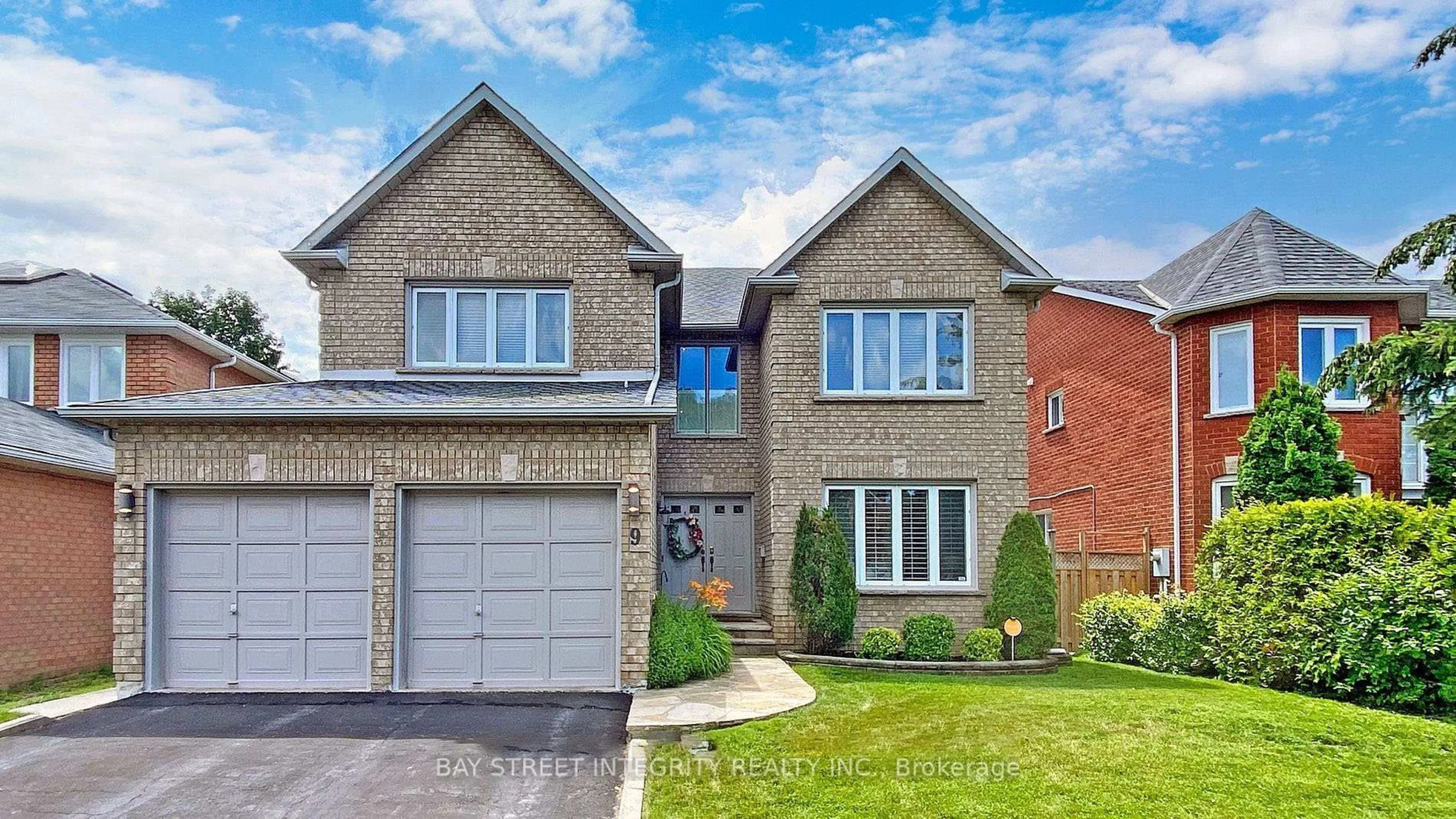 Home with brick exterior material, street for 9 Jardin Hill Crt, Toronto Ontario M2H 3R8