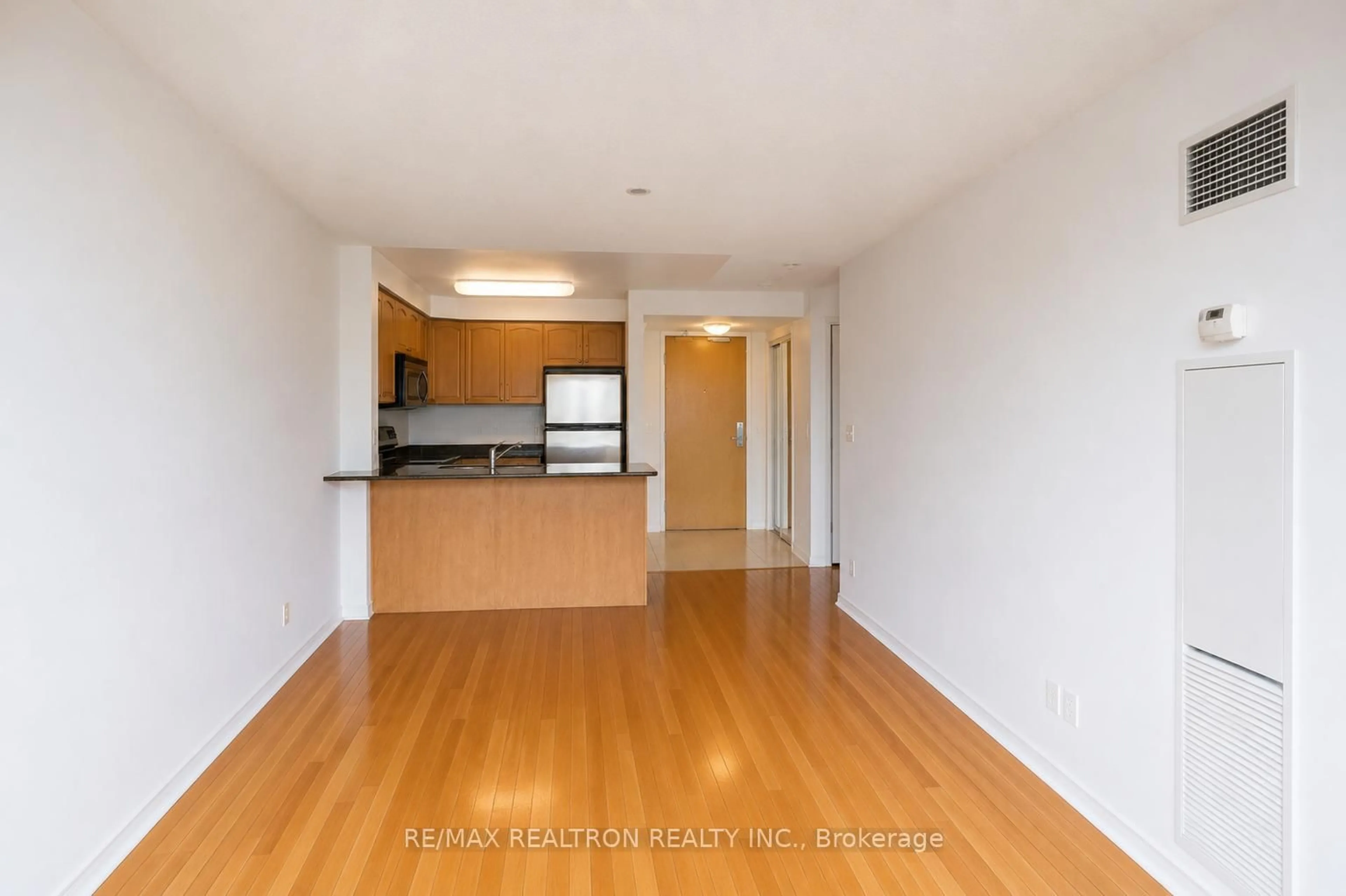 A pic of a room for 503 Beecroft Rd #308, Toronto Ontario M2N 0A2