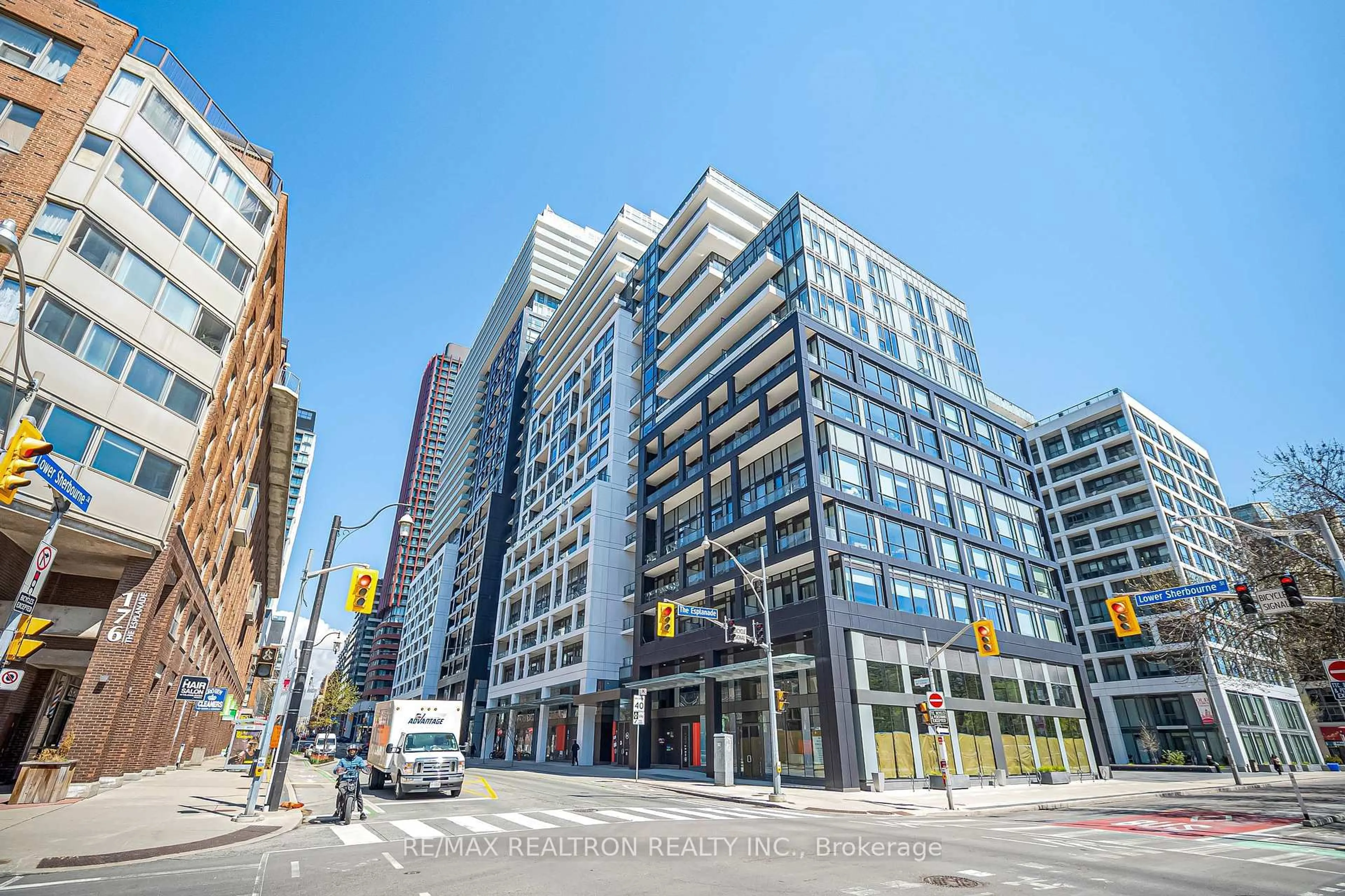 Unknown for 121 Lower Sherbourne St #1742, Toronto Ontario M5A 0W8