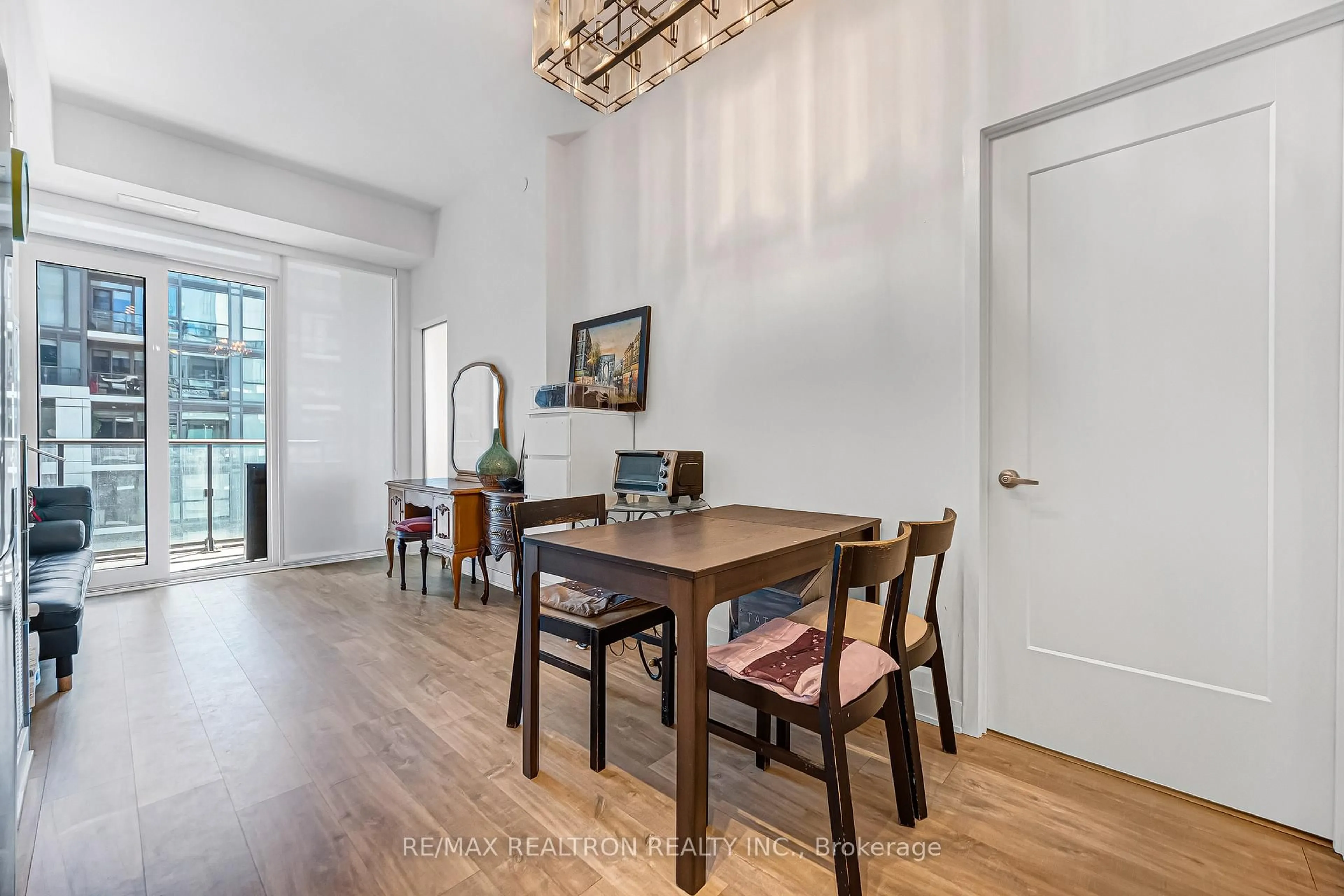 Dining room, unknown for 121 Lower Sherbourne St #1742, Toronto Ontario M5A 0W8