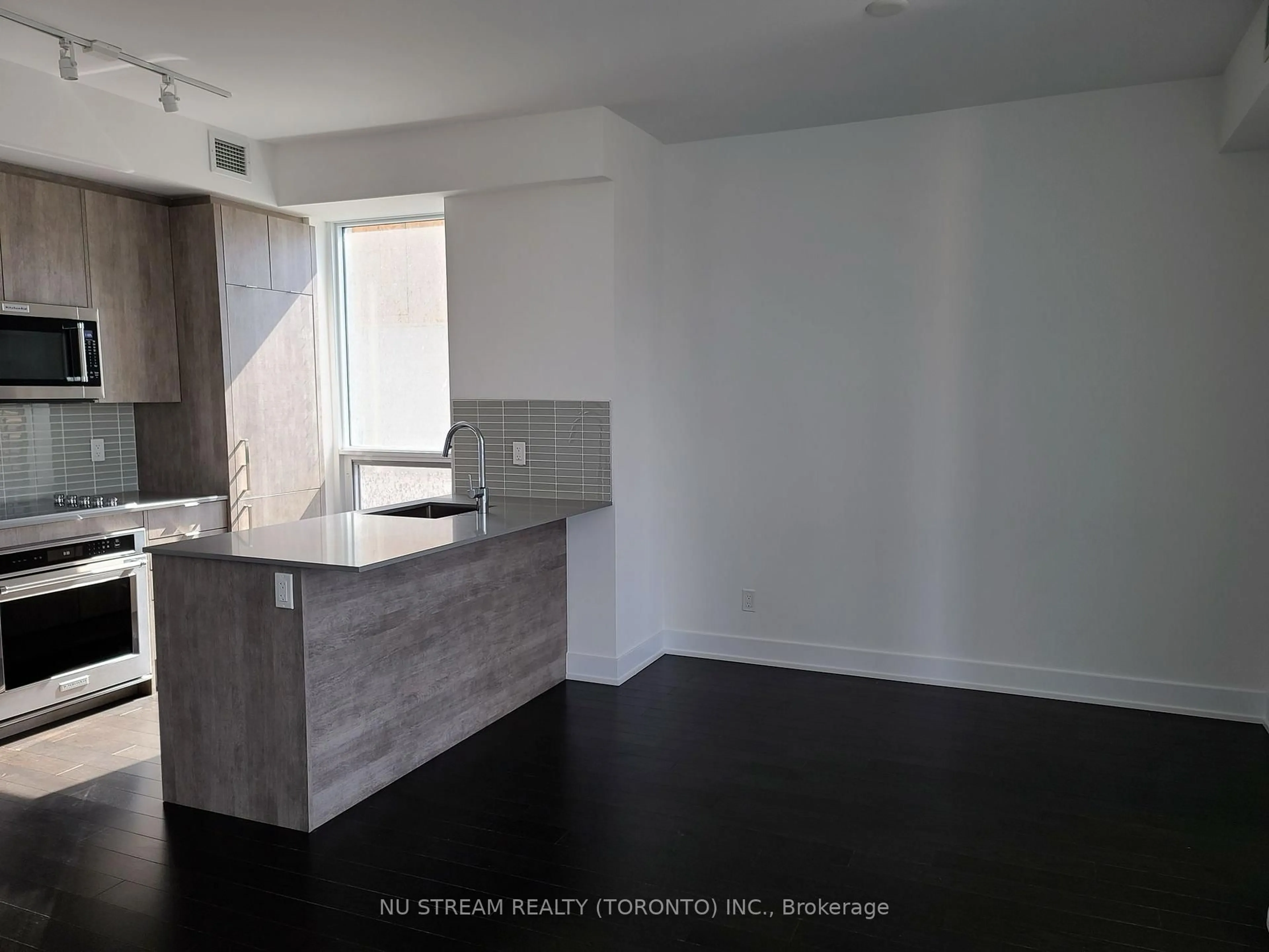 Open concept kitchen, unknown for 181 Bedford Rd #307, Toronto Ontario M5R 0C2