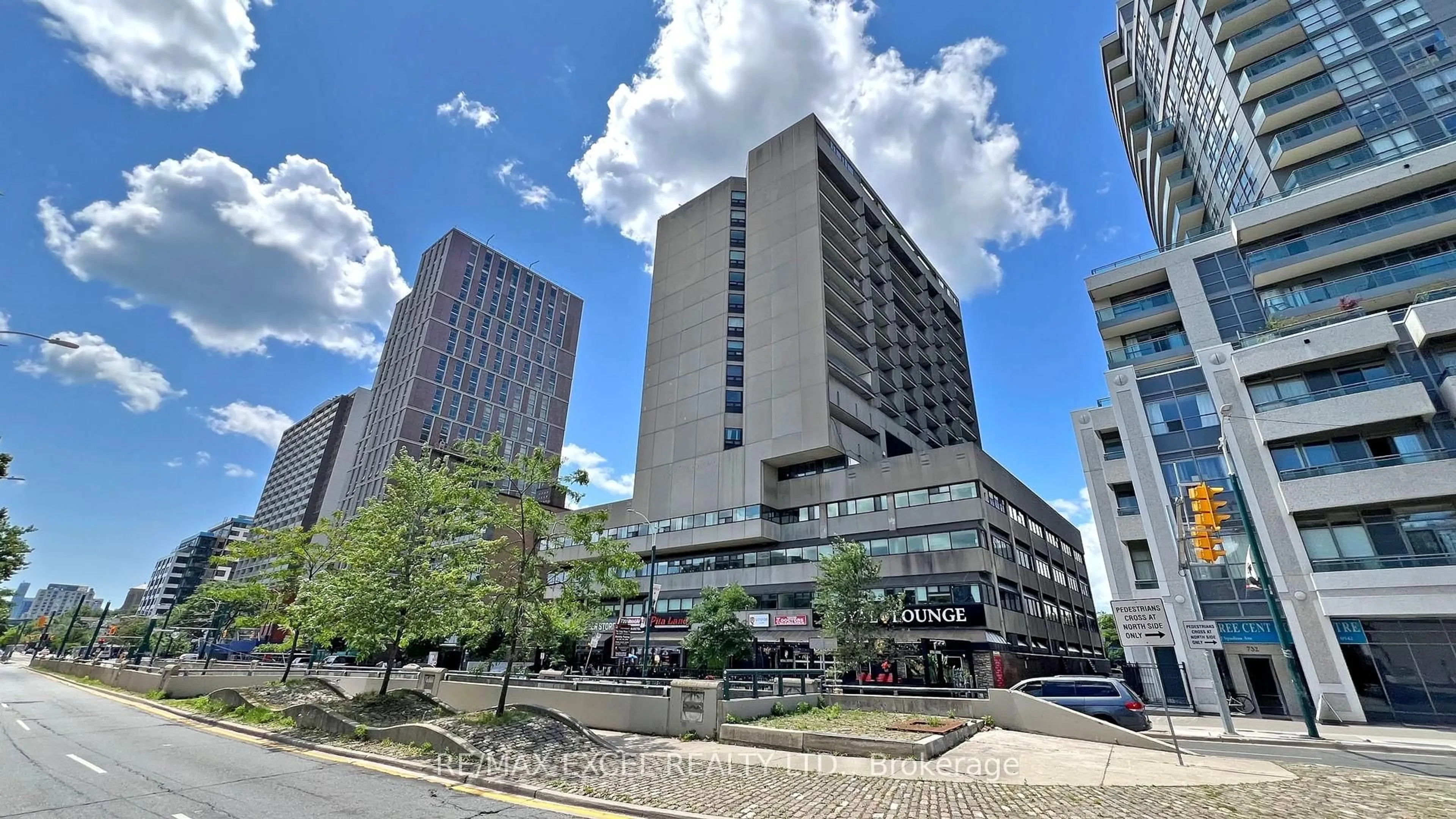 Unknown for 720 Spadina Ave #1605, Toronto Ontario M5S 2T9