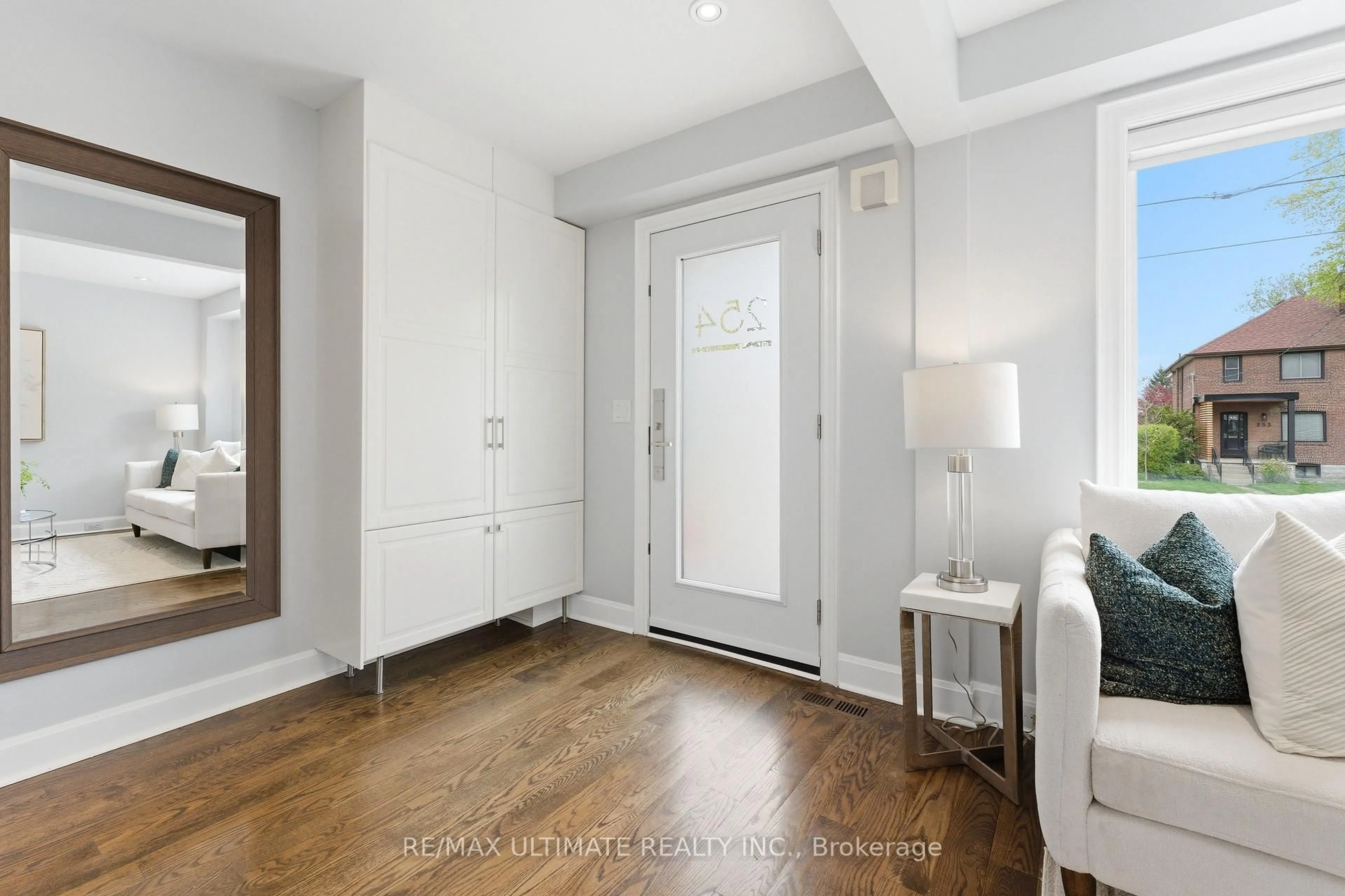 Indoor entryway for 254 Airdrie Rd, Toronto Ontario M4G 1N1