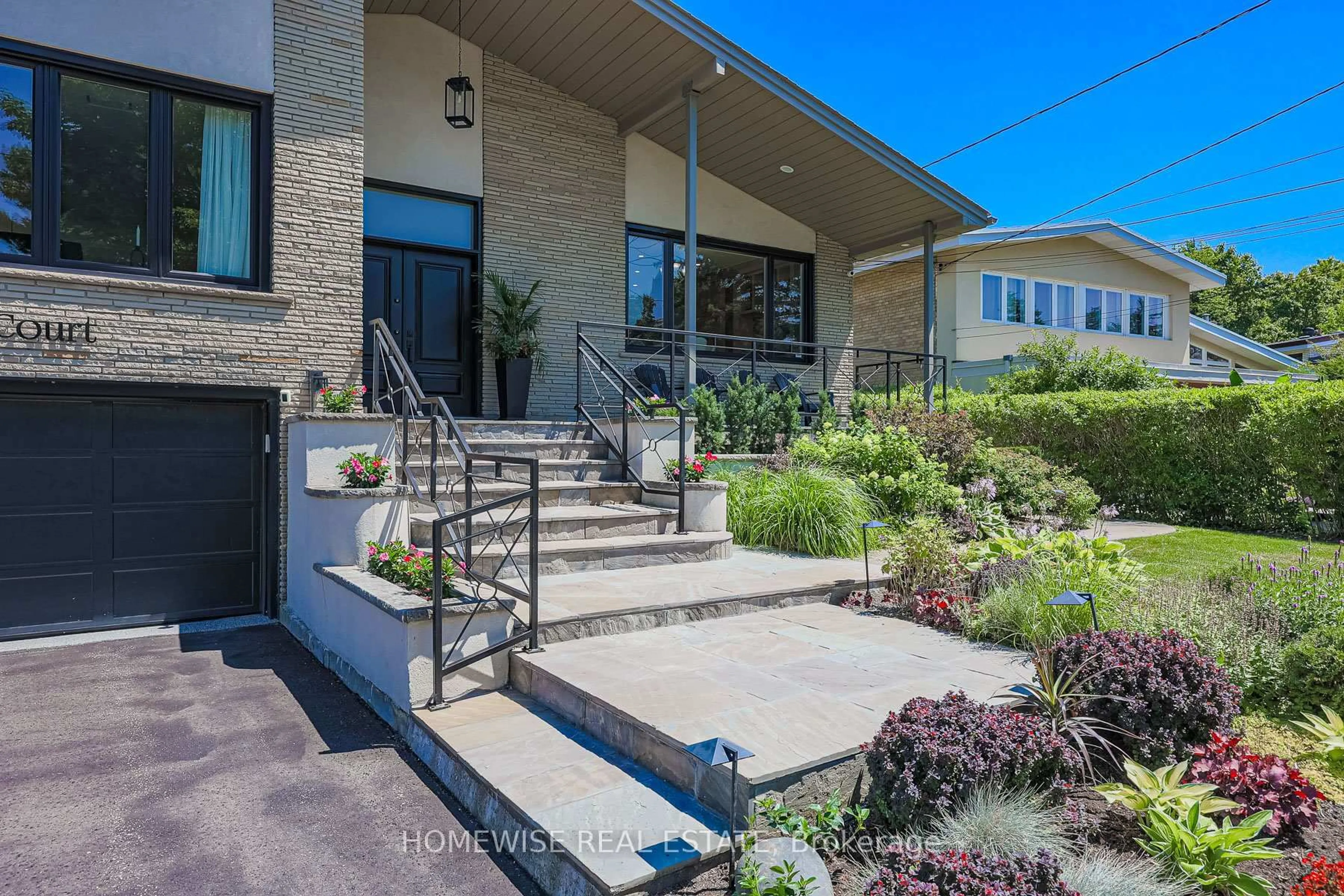 Unknown for 21 Bayhampton Crt, Toronto Ontario M3H 5L5