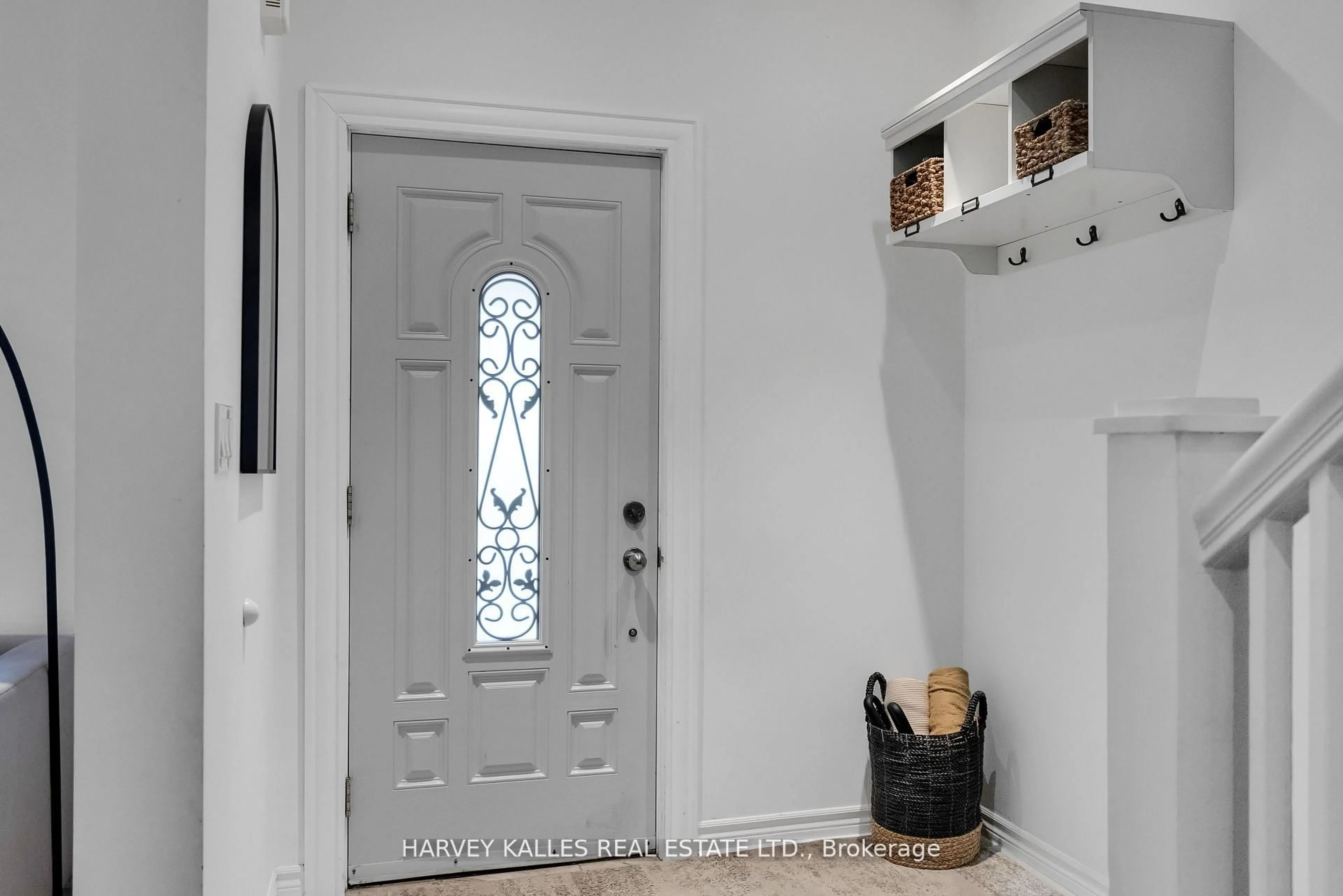 Indoor entryway for 326 Glenholme Ave, Toronto Ontario M6E 3E3