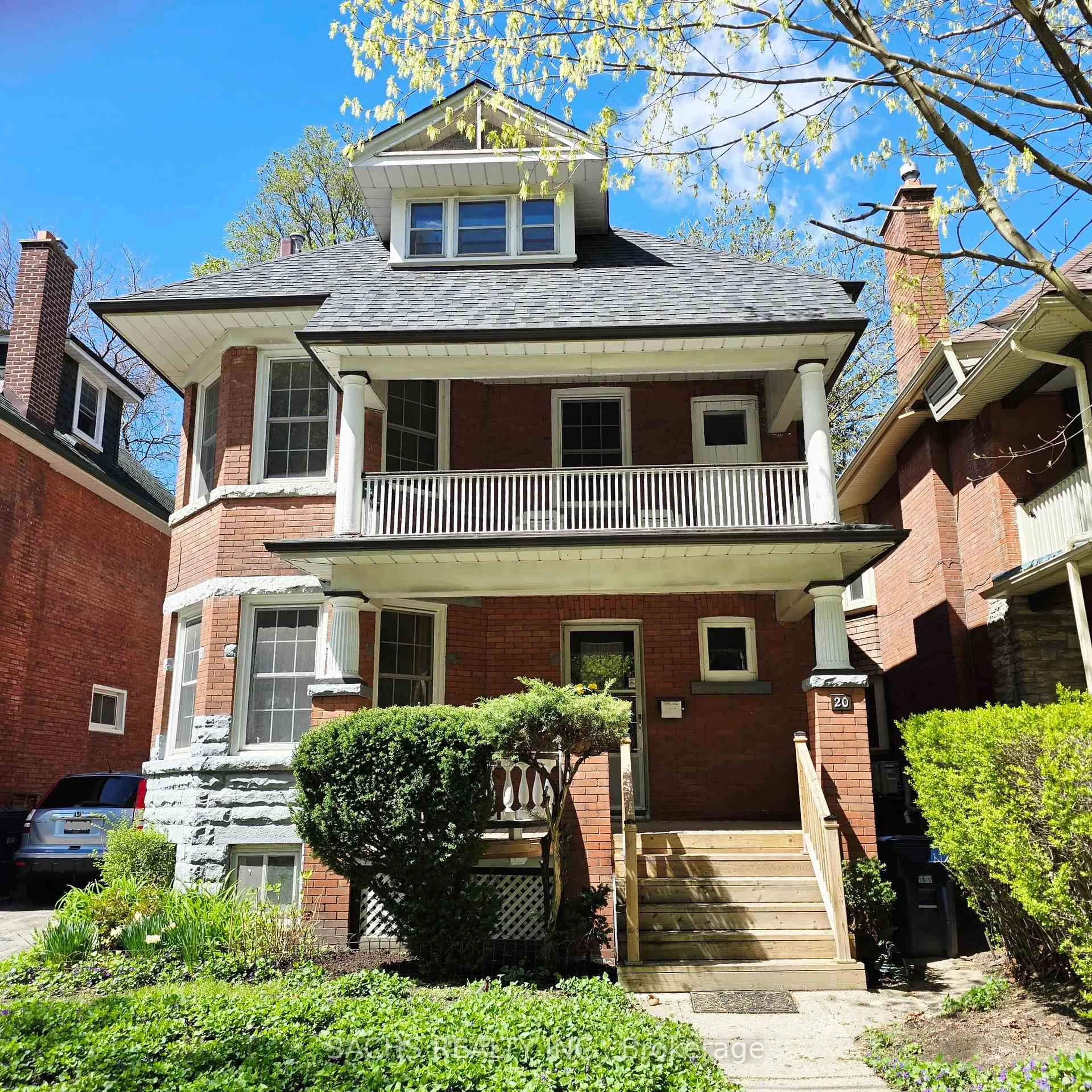 Home with brick exterior material, street for 20 Dalton Rd, Toronto Ontario M5R 2Y7