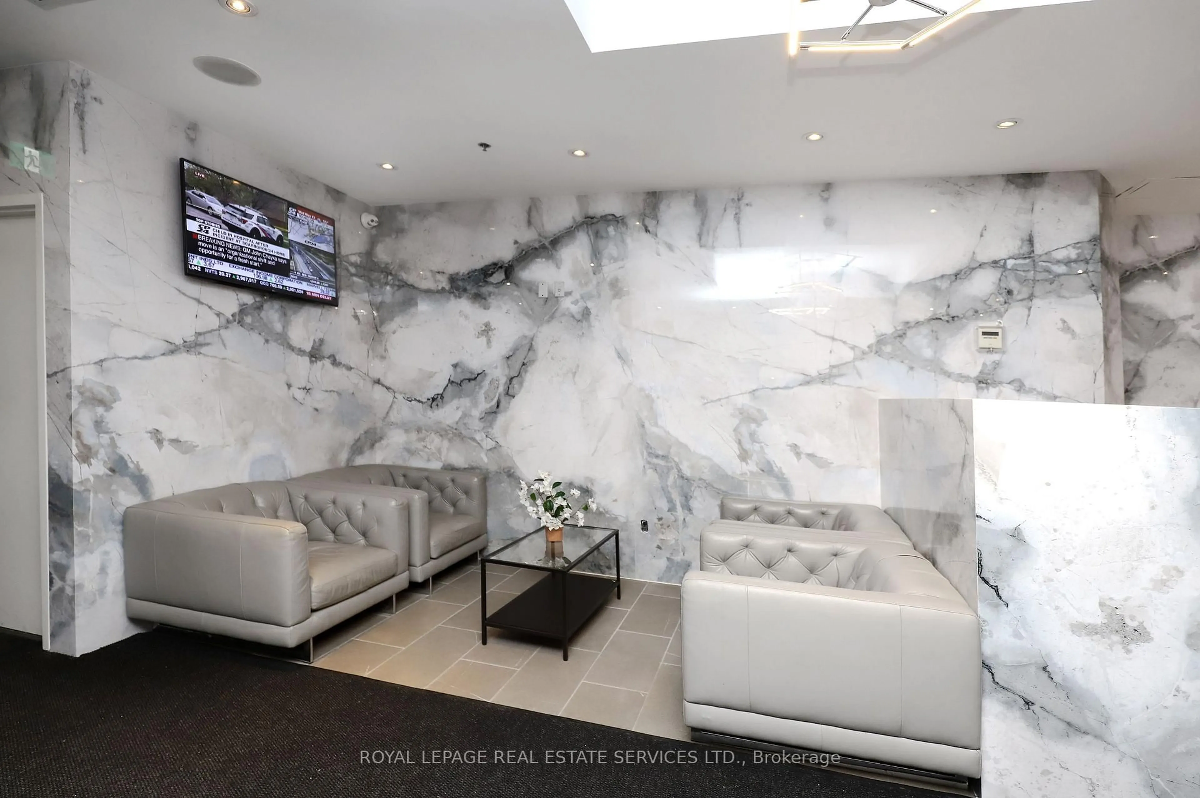Lobby for 105 Victoria St #504, Toronto Ontario M5C 3B4