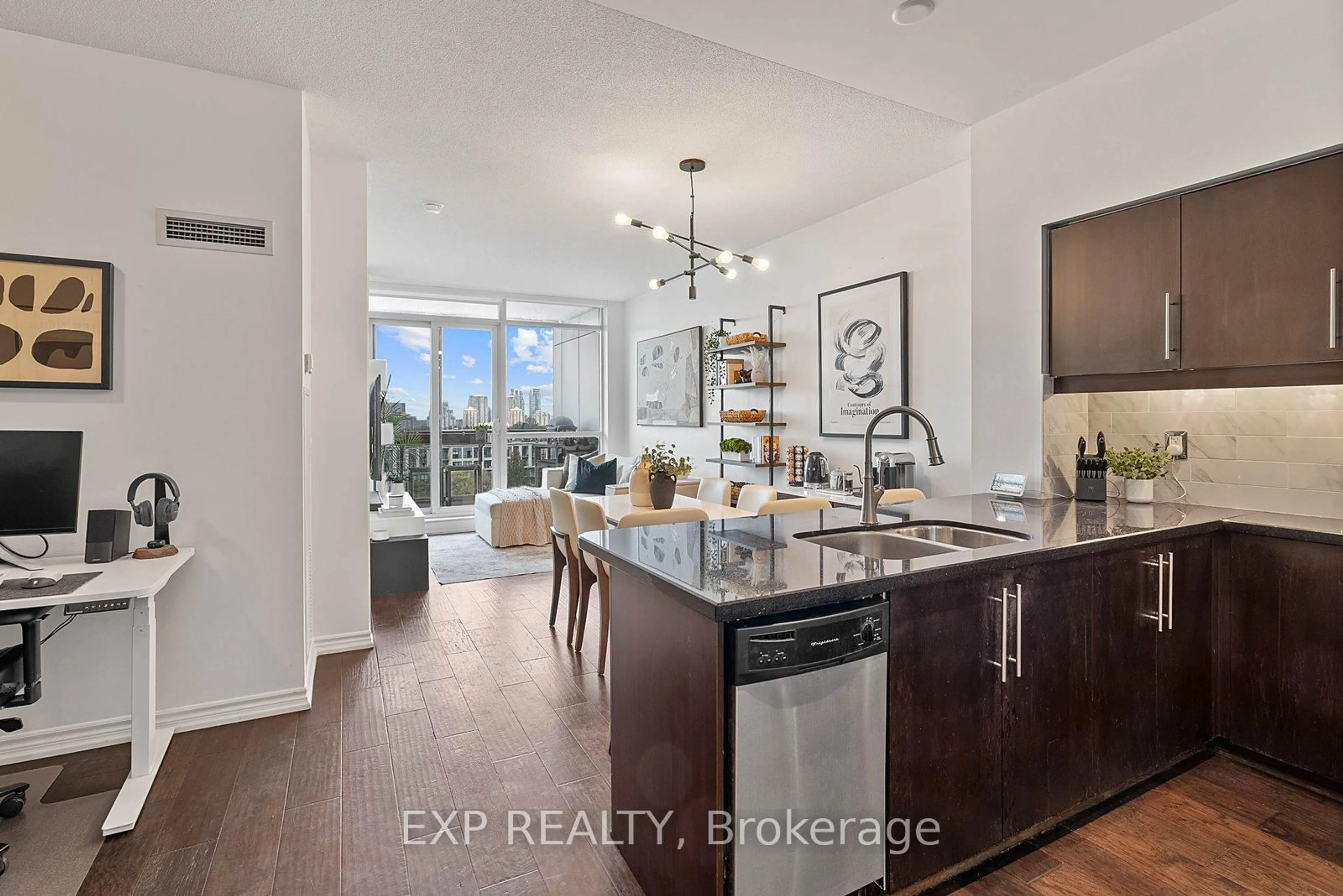 Open concept kitchen, unknown for 2885 Bayview Ave #1017, Toronto Ontario M2K 0A3