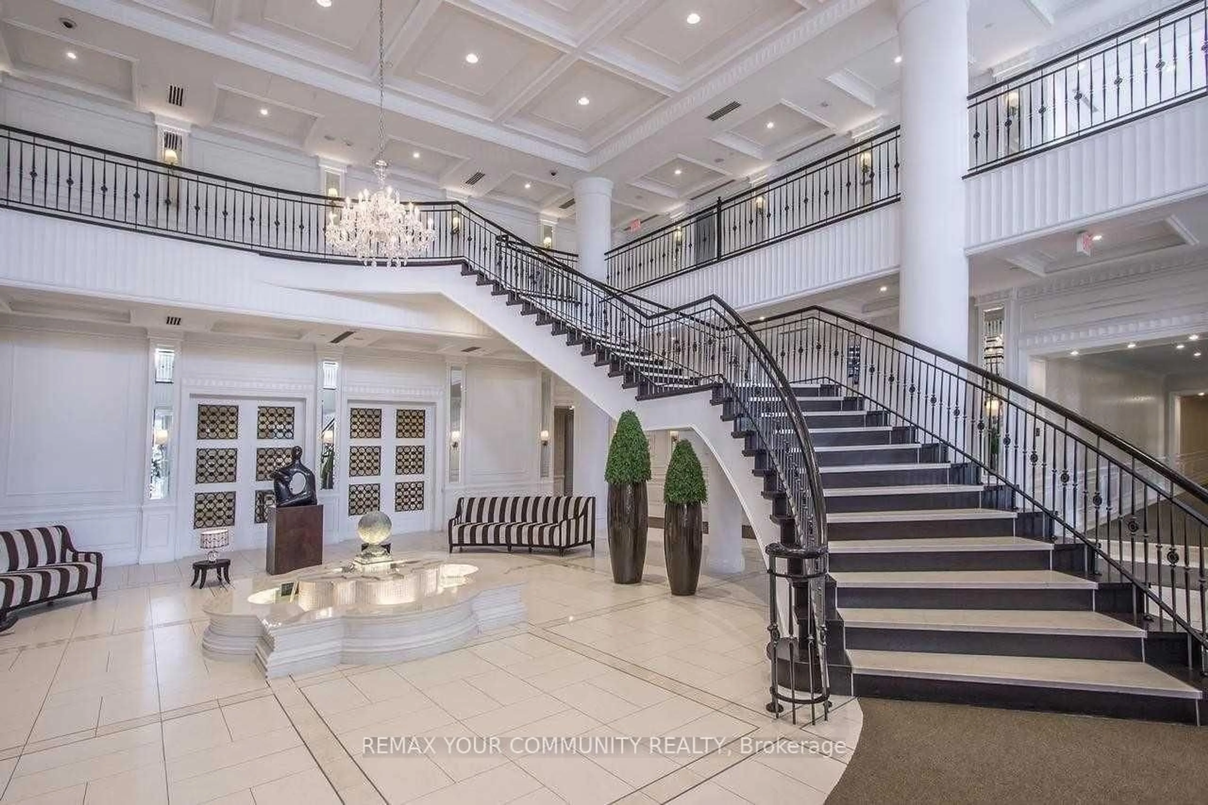 Lobby for 25 Greenview Ave #622, Toronto Ontario M2M 0A5